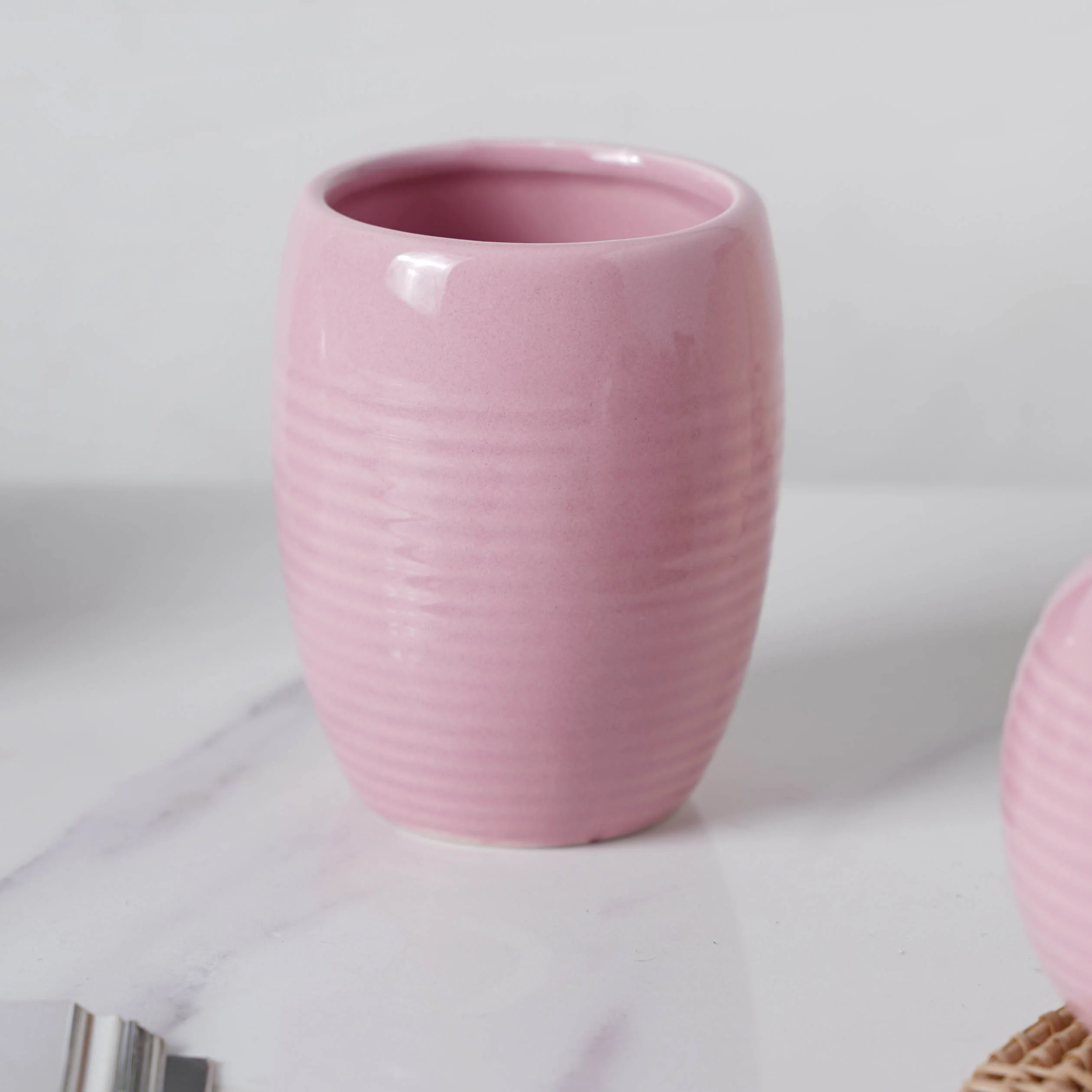 Complete Set of Ceramic Bath Accessories Pink - Image 8
