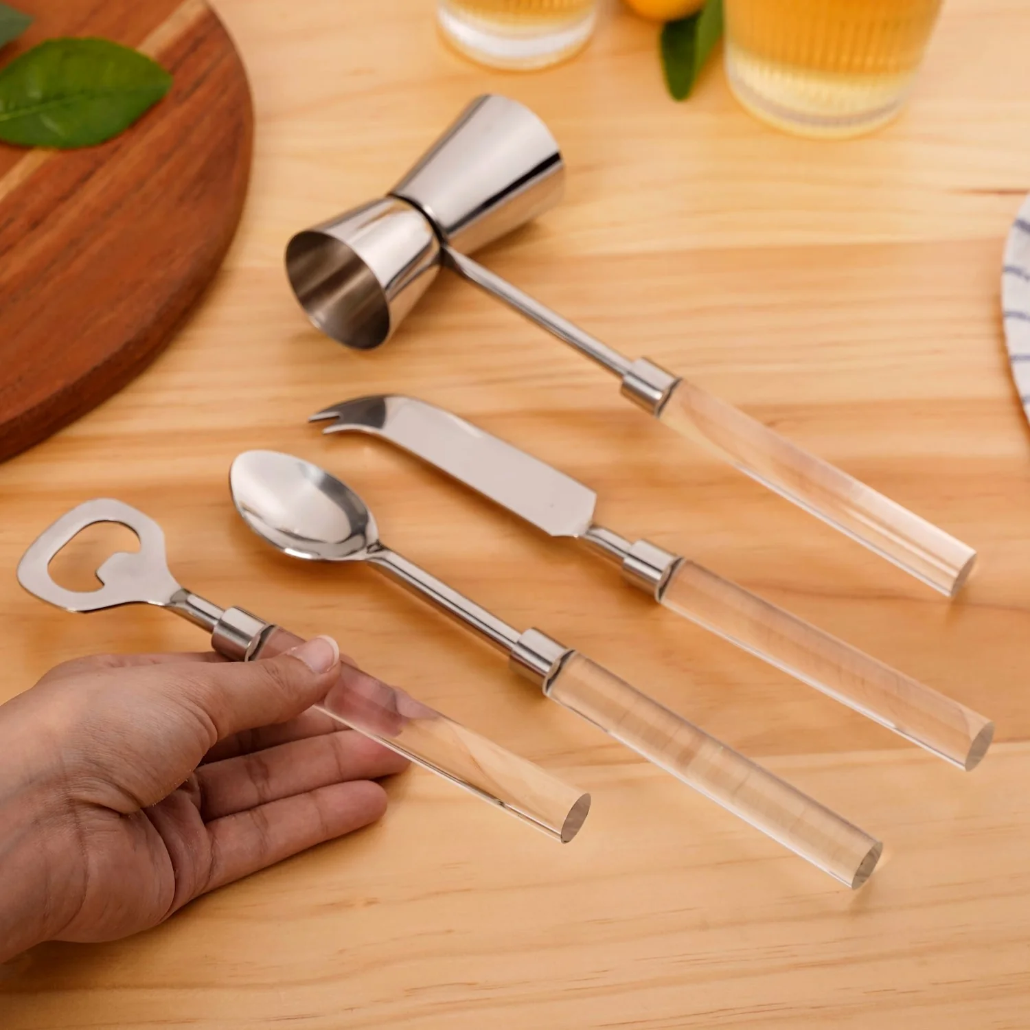 Contemporary Chic 4 Piece Stainless Steel Bar Tool Set - Image 3