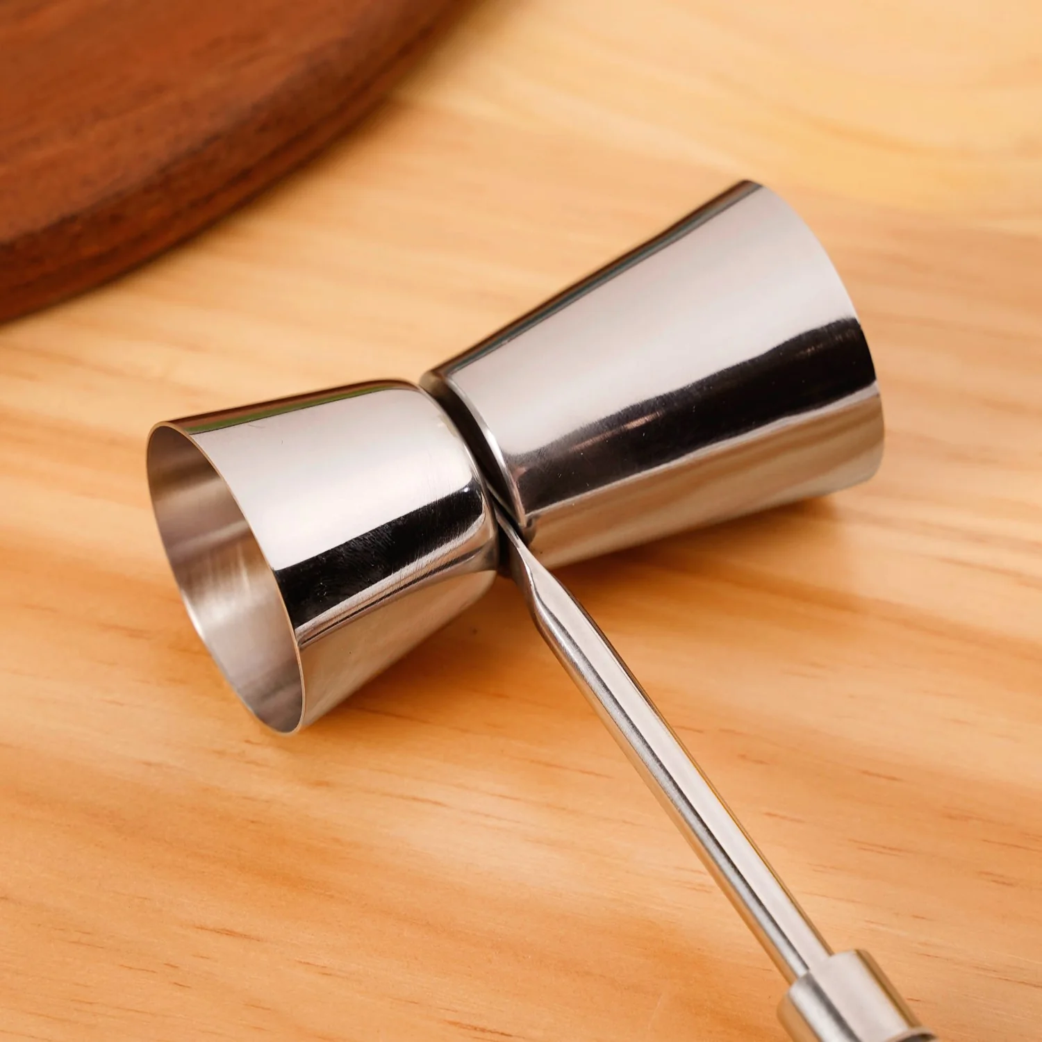 Contemporary Chic 4 Piece Stainless Steel Bar Tool Set - Image 9