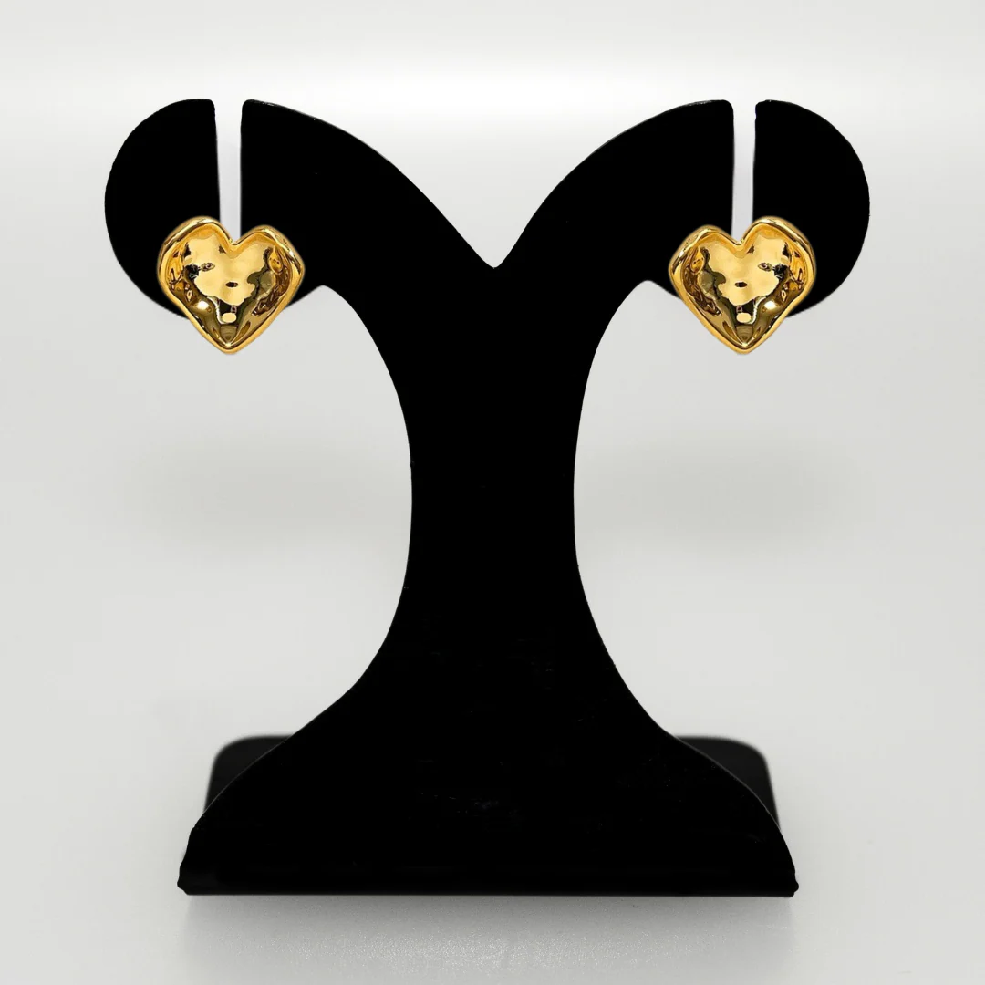 Crinkled Gold Heart Earrings - Image 6