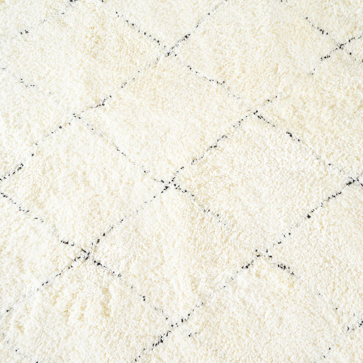 BRAD criss cross fringe rug (M) - Off-White - Image 9