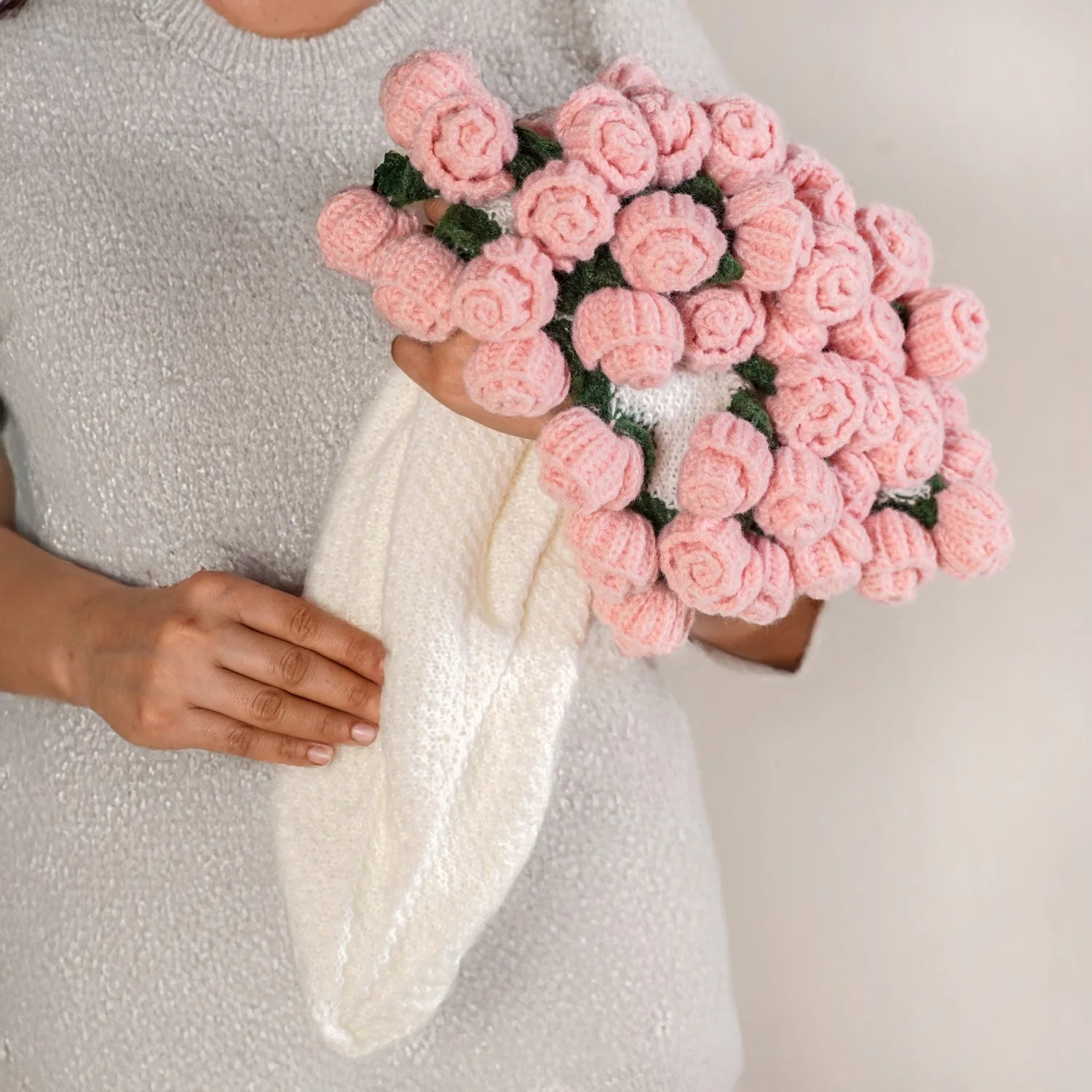 Crochet Flower Bouquet Throw Pink 80cm