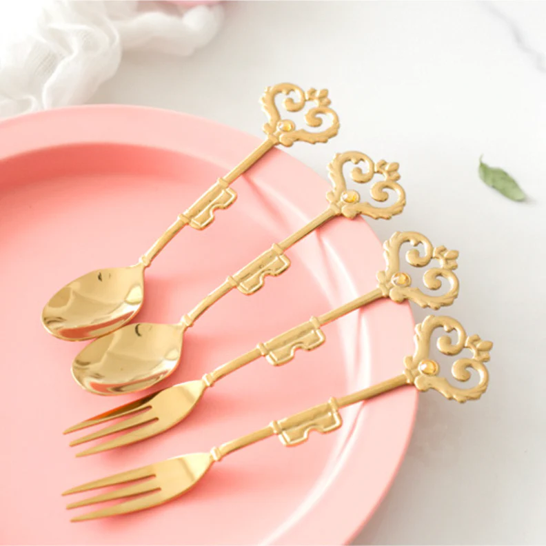 Crown Cutlery - Image 4