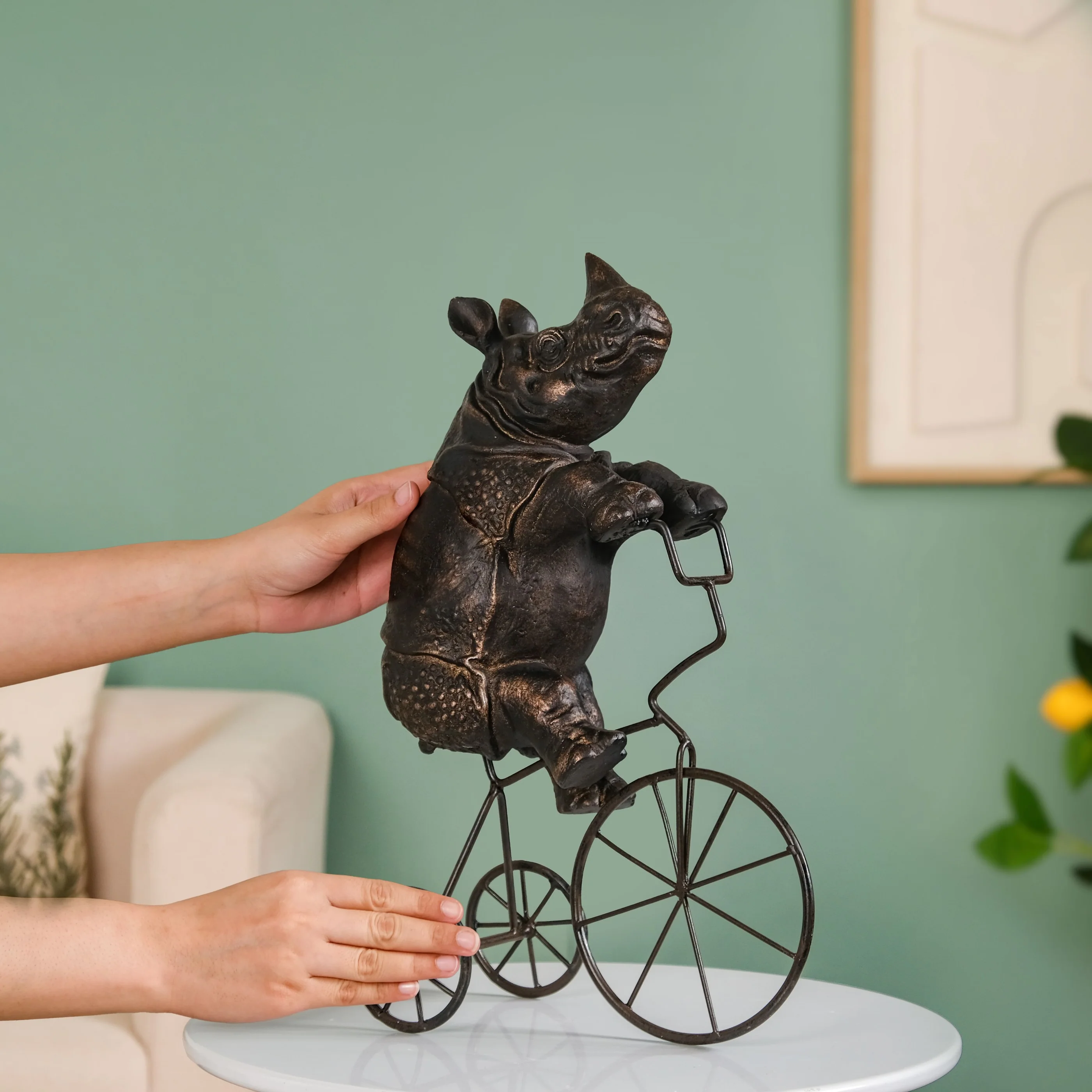 Cycling Rhino Art - Image 3