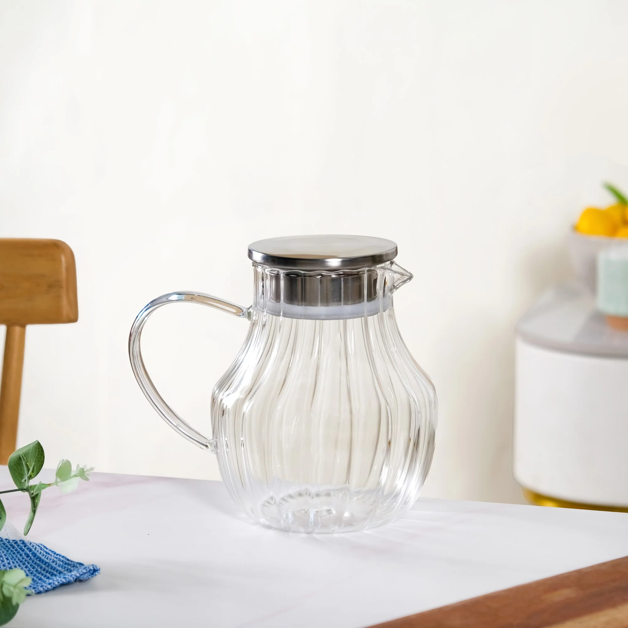 Morning Pour Borosilicate Juice Jug 1200ml - Image 9