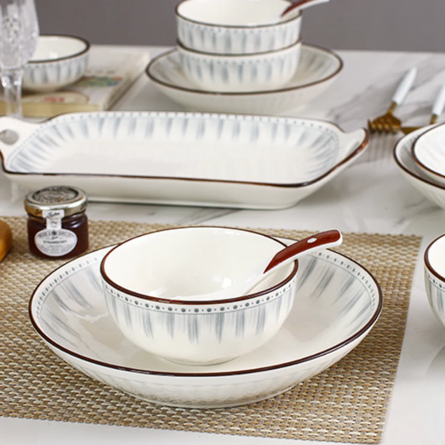 Dainty Patterned Pasta Dish 7 Inch - Image 10