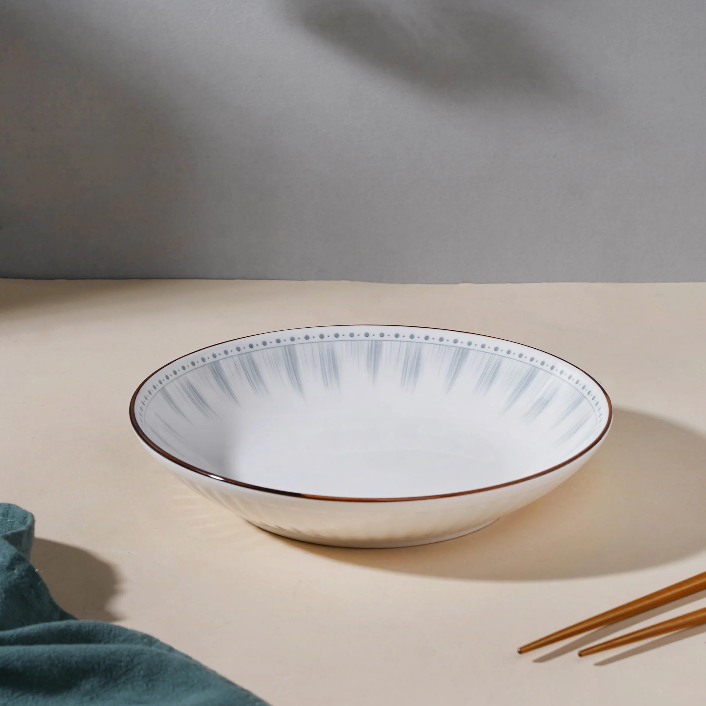 Dainty Patterned Pasta Dish 7 Inch - Image 3