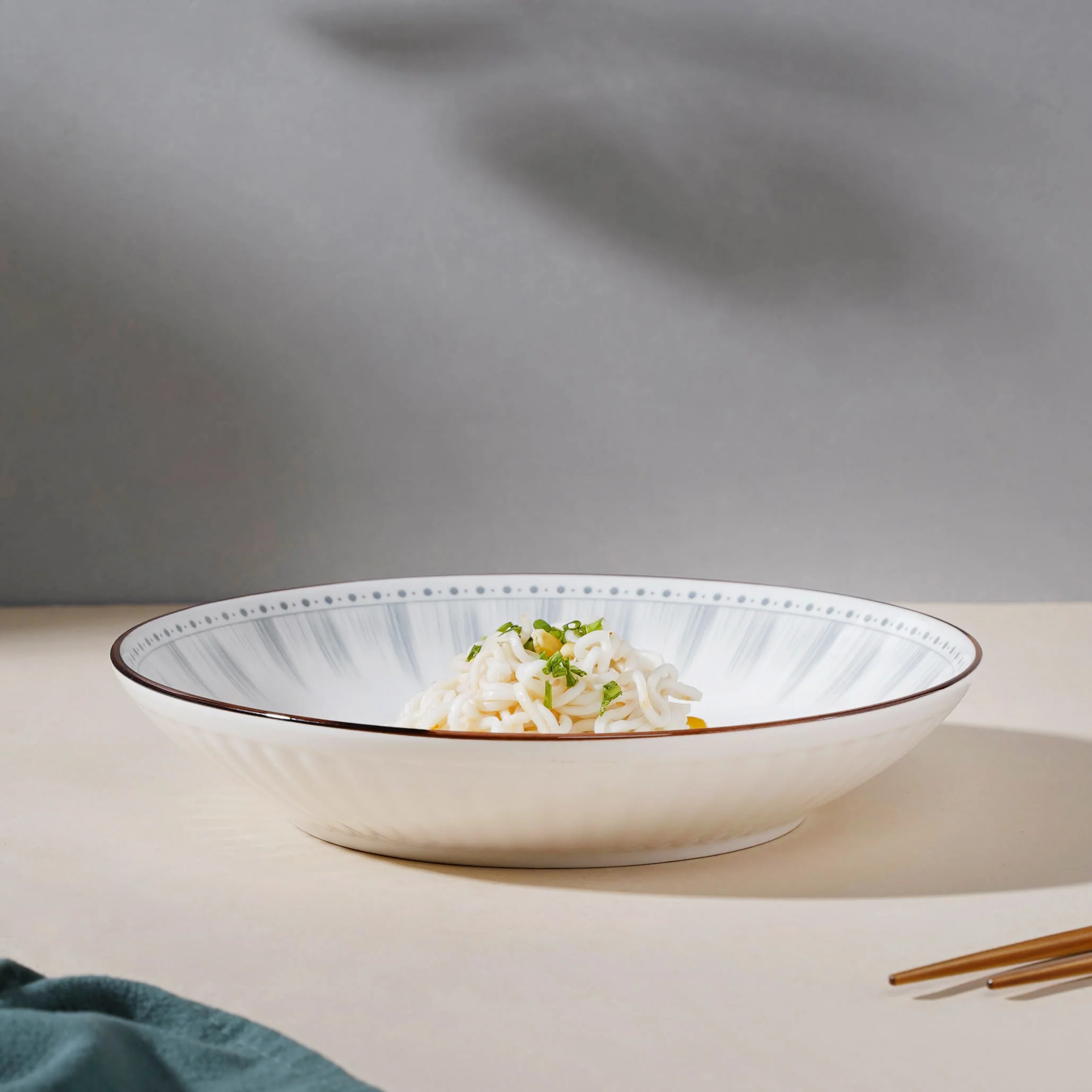 Dainty Patterned Pasta Dish 7 Inch - Image 4