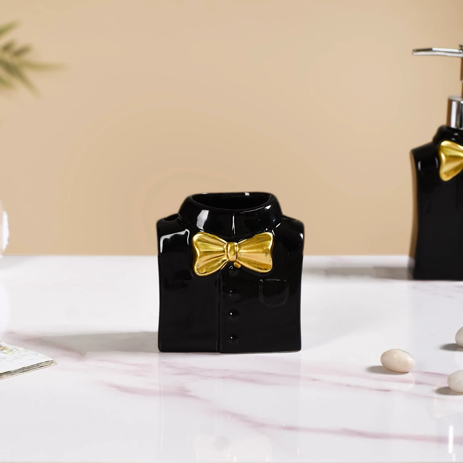 Dapper Shirt With Bow Ceramic Bath Set Of 3 Black - Image 7