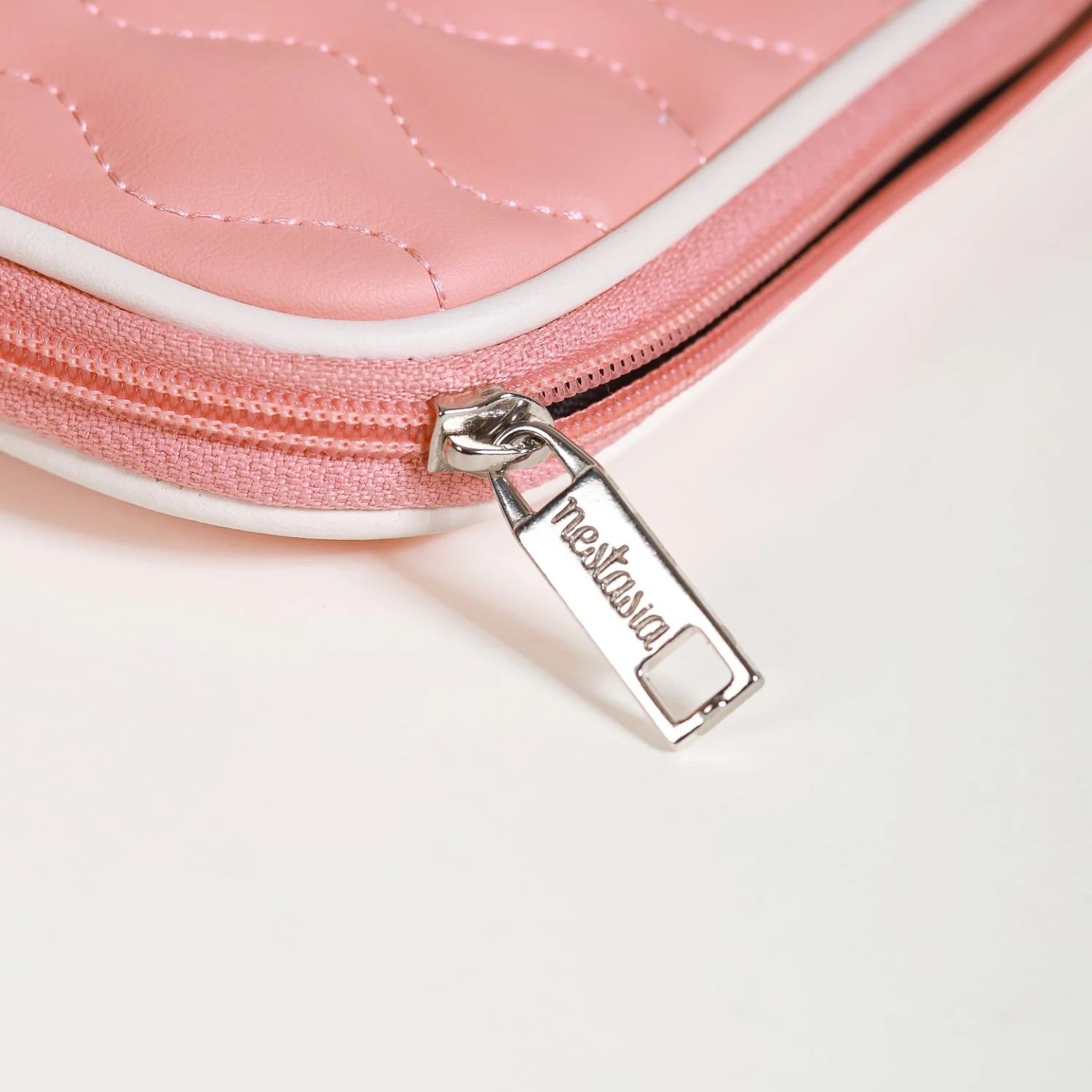 Designer iPad Cover Sleeve Pink - Image 11