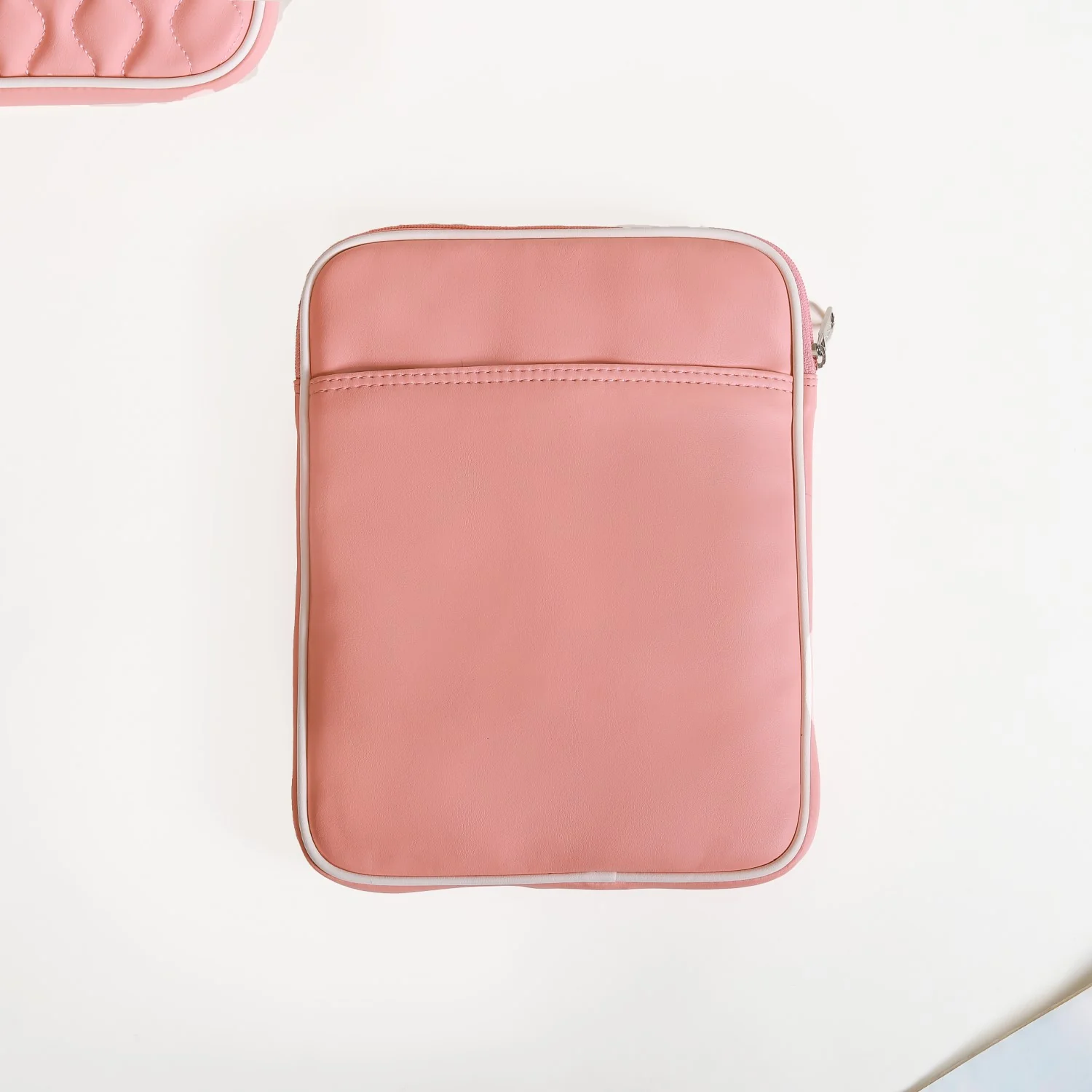 Designer iPad Cover Sleeve Pink - Image 12