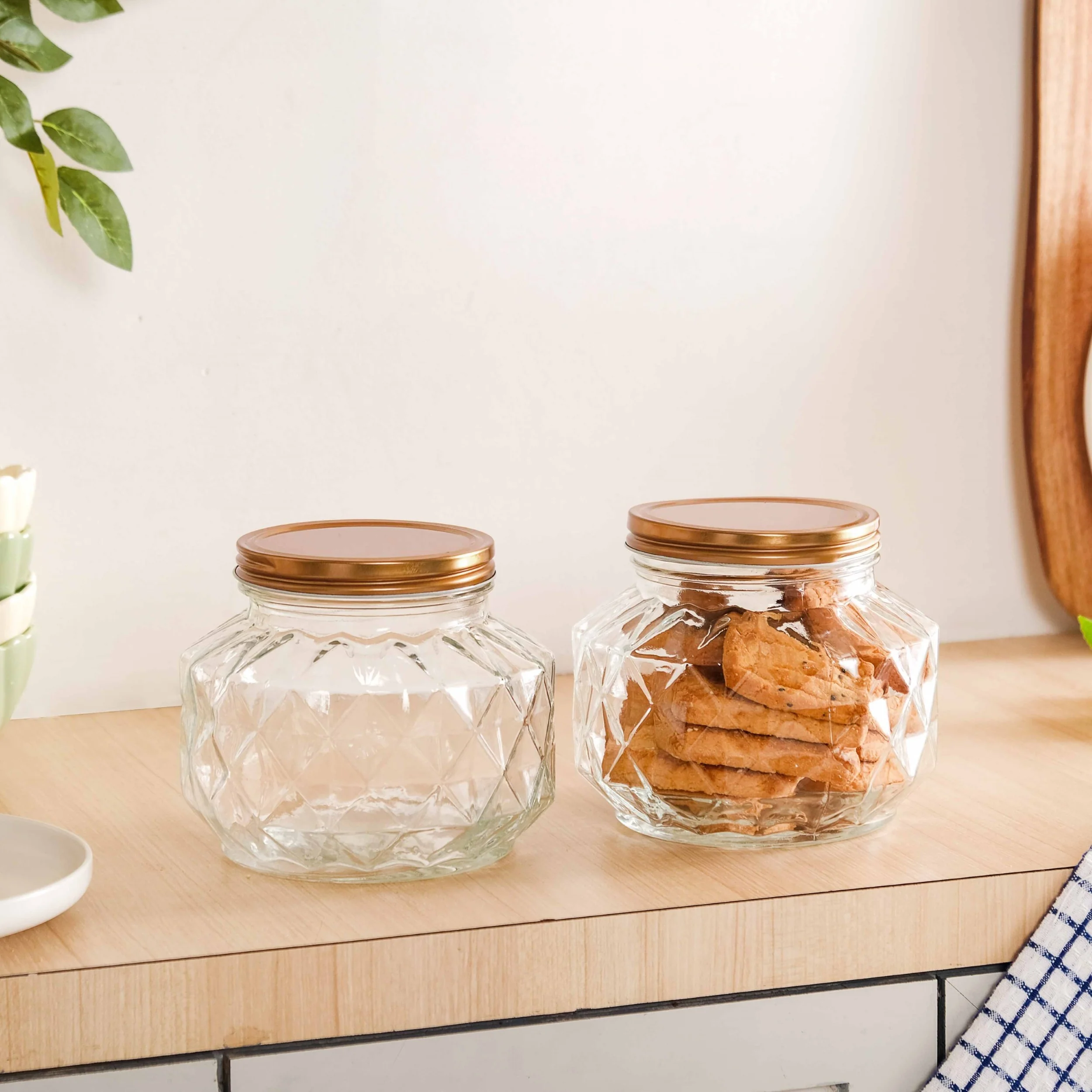 Diamond Airtight Glass Kitchen Jar Set Of 2 For Cookies Snacks 1800ml