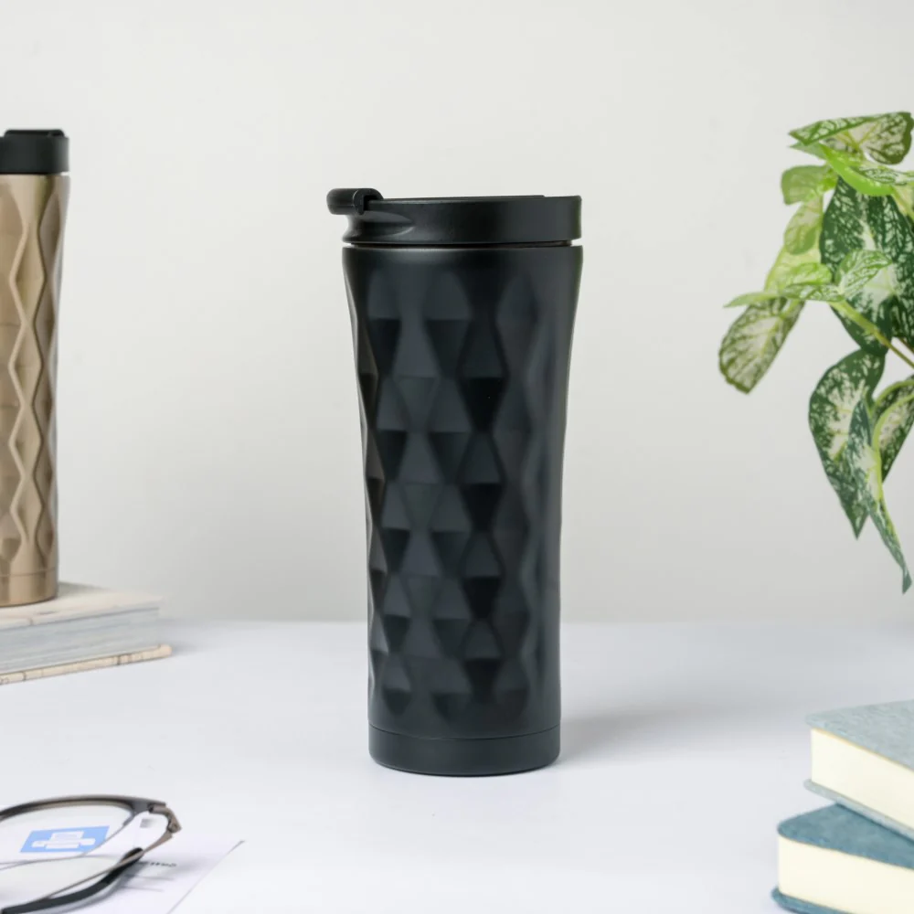 Double Walled Travel Tumbler Black With Flip Lid 500ml