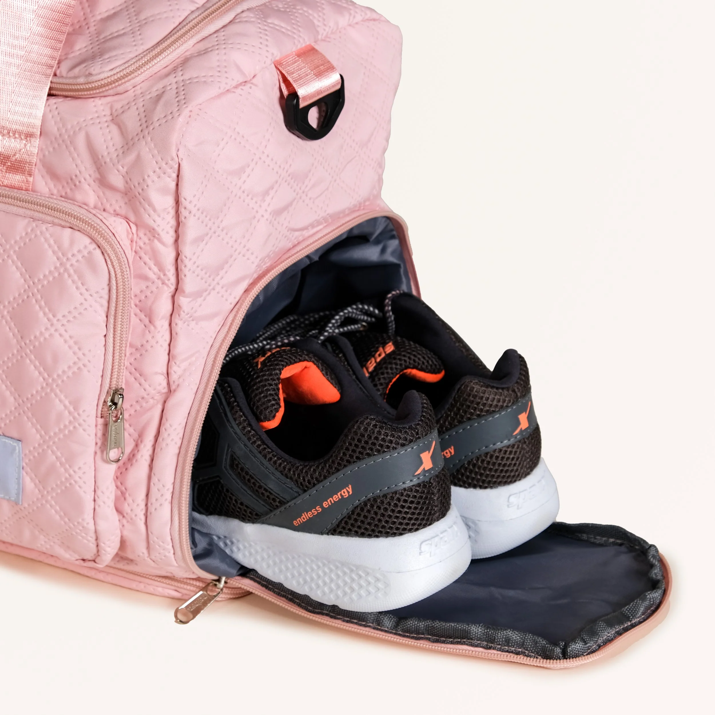 Dova Expandable Weekender Bag - Image 10