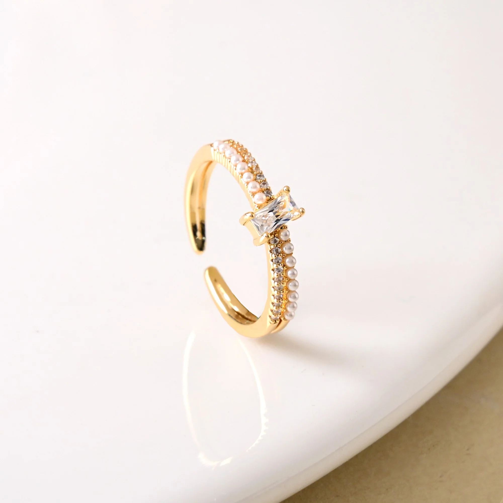 Dual Essence Gold Baguette Solitaire Ring - Image 5