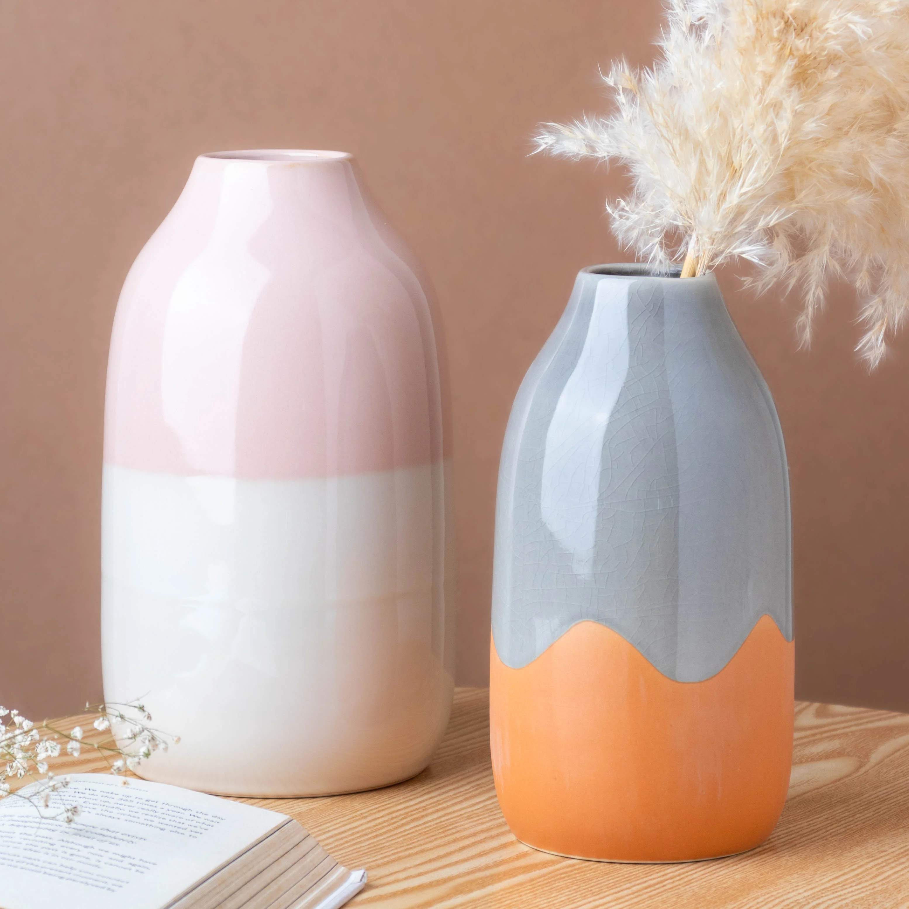 Dual Toned Flower Vase - Image 4