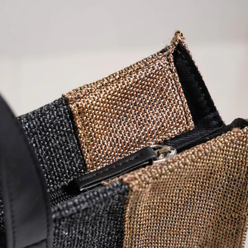 Eco Friendly Jute Lunch Bag Black And Beige 15 x 10 Inch - Image 15