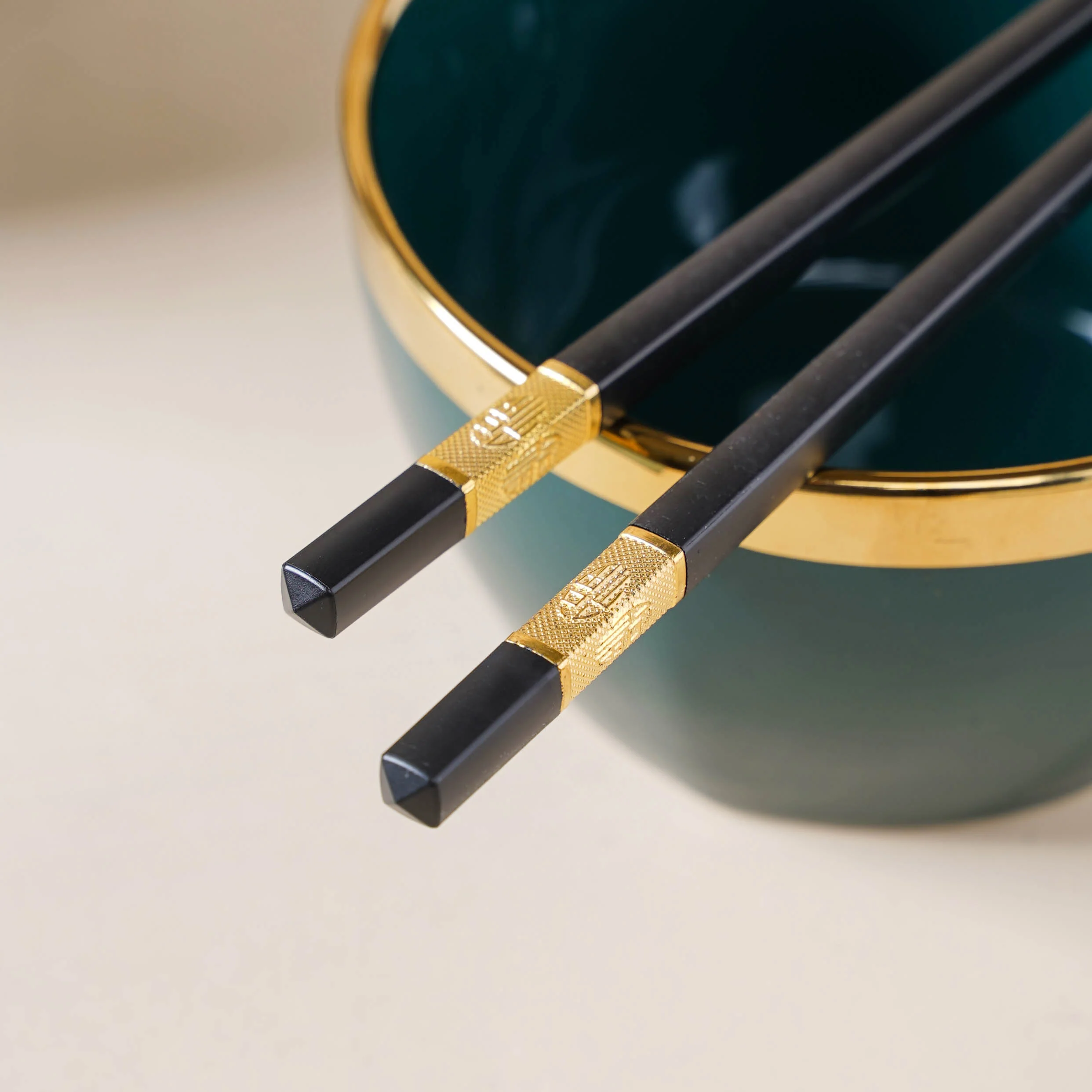 Emerald Snack Bowl Set Of 4 With Chopsticks And Soup Spoons - Image 15