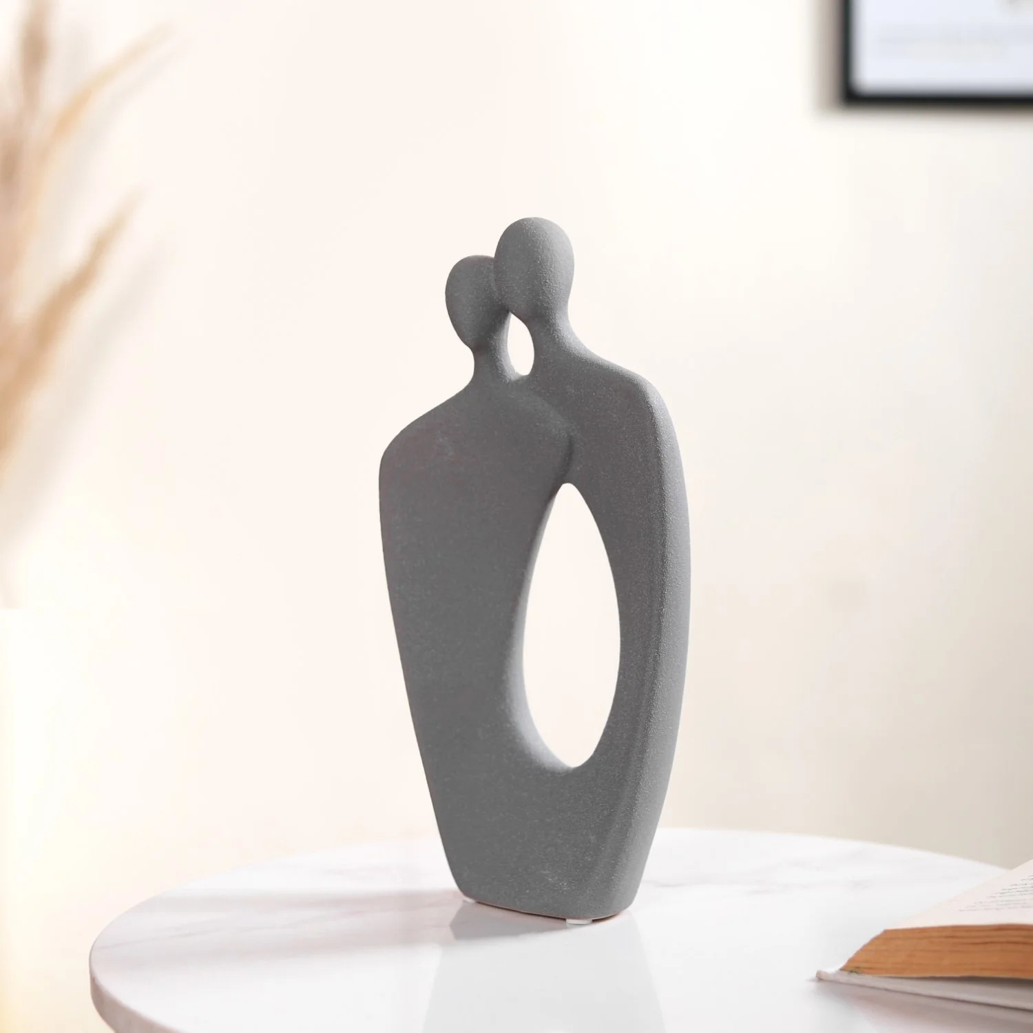 Embrace Couple Decor Sculpture - Image 7