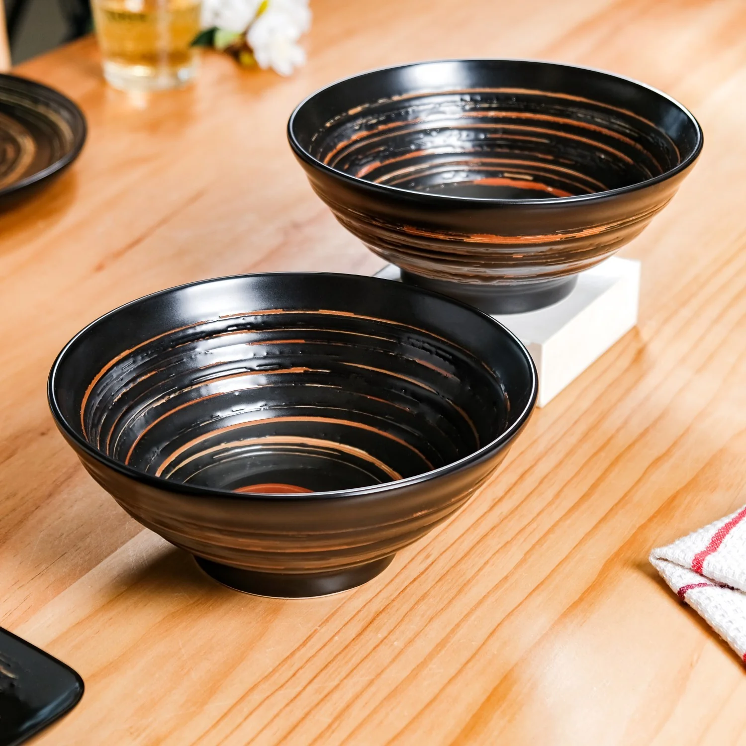 Exotic Serving Bowl Set Of 2 1200ml - Image 8