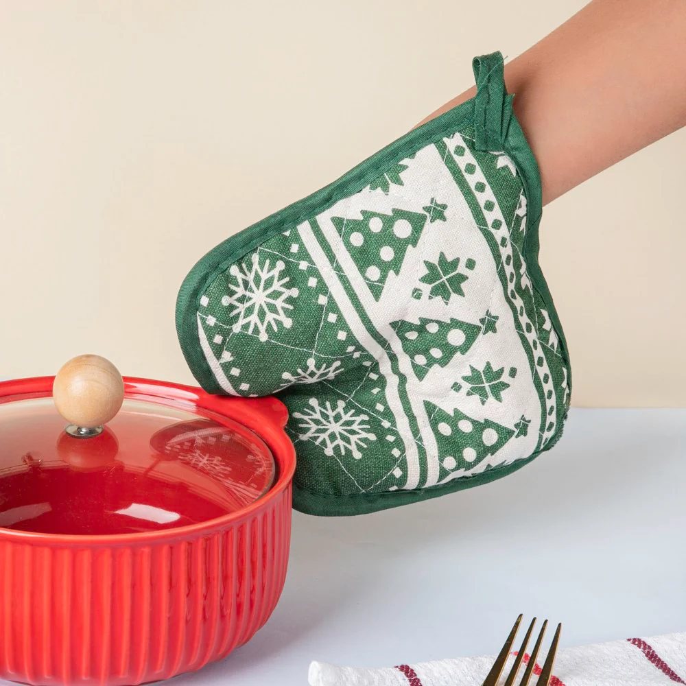 Festive Christmas Oven Mitt And Mat Green Set Of 2 - Image 5