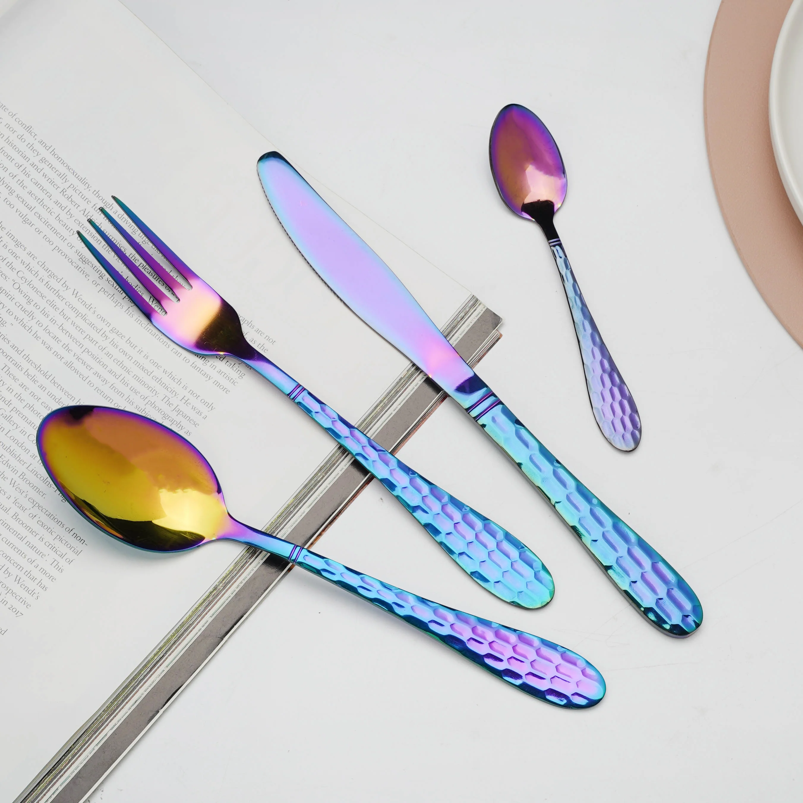 Flatware Set - Image 4