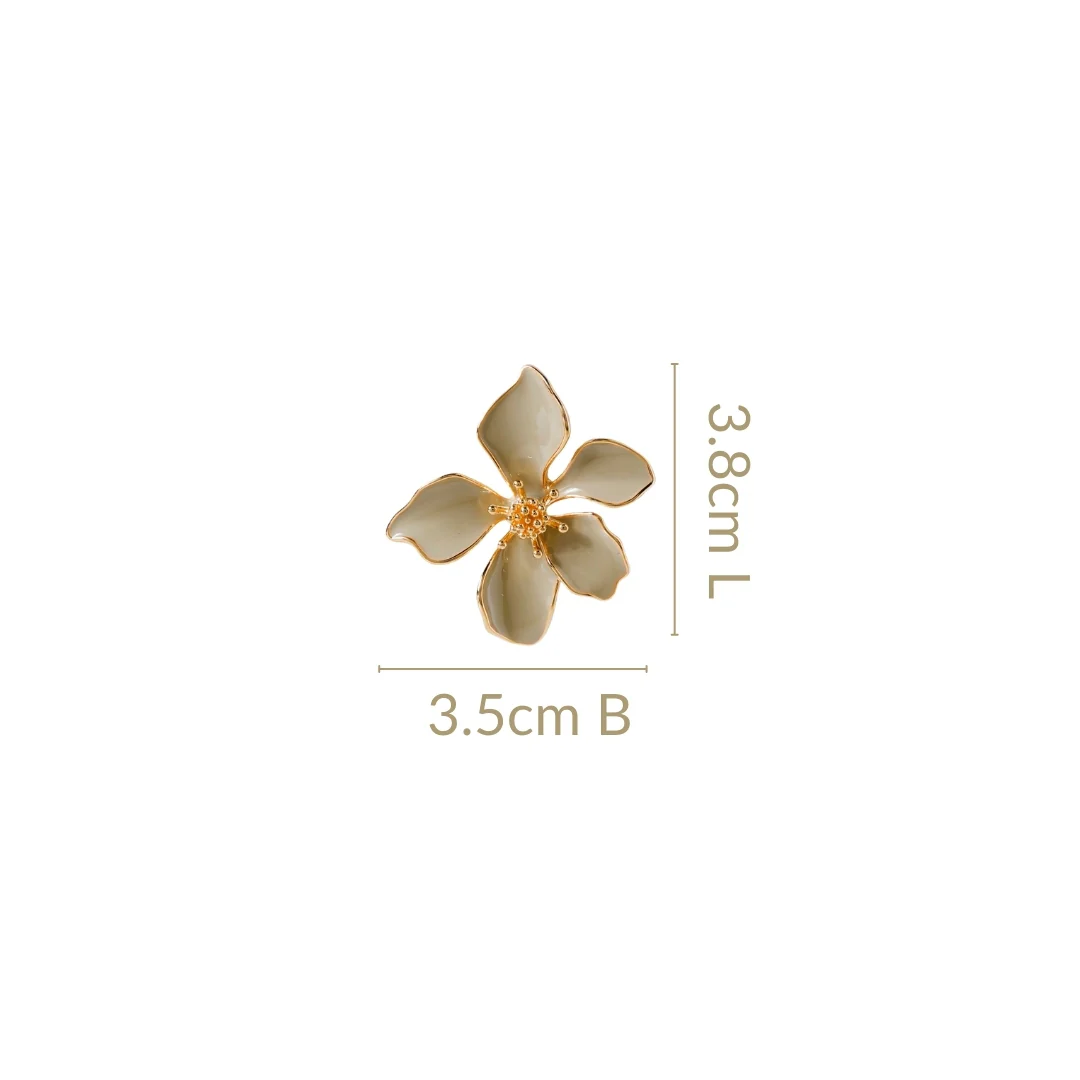 Flora Studs Sage - Image 3