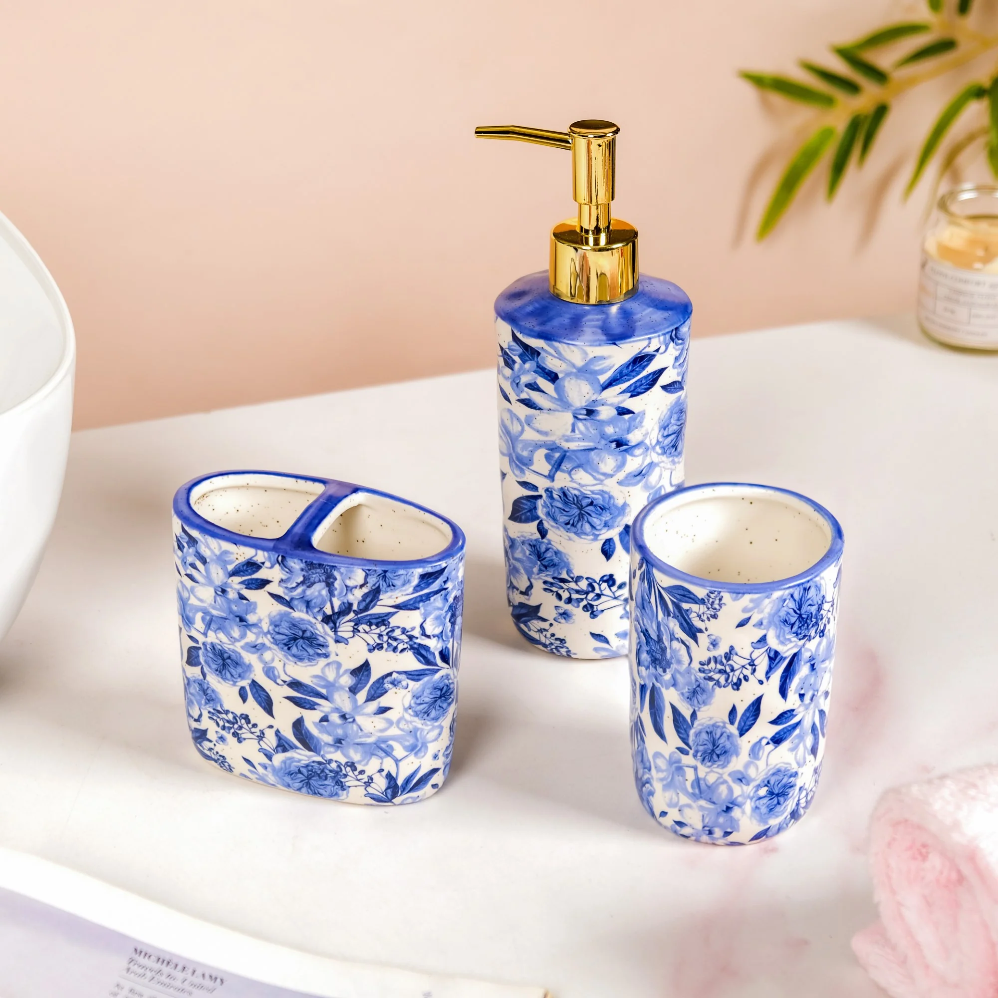 Floral Blue Bath Accessory Set Of 3 - Image 3