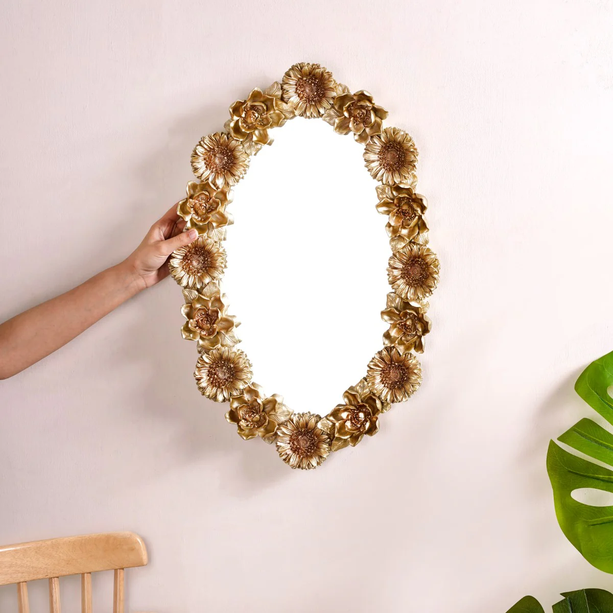 Floral Decorative Wall Mirror Gold - Image 2