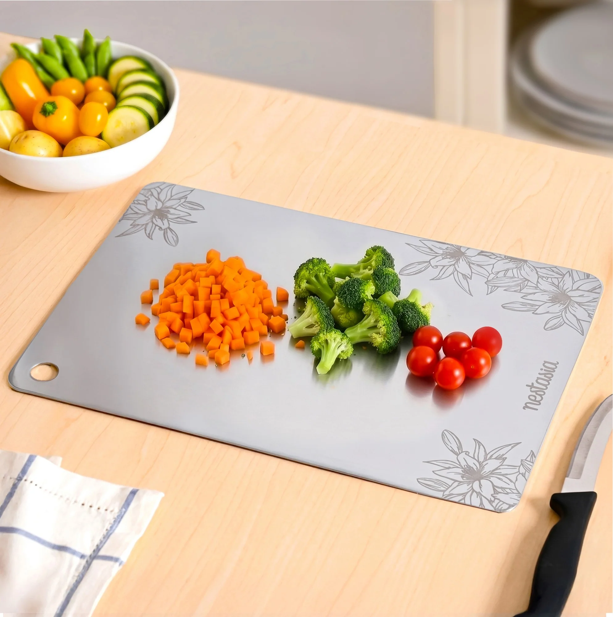 Floral Stainless Steel Chopping Board 35x25cm - Image 3