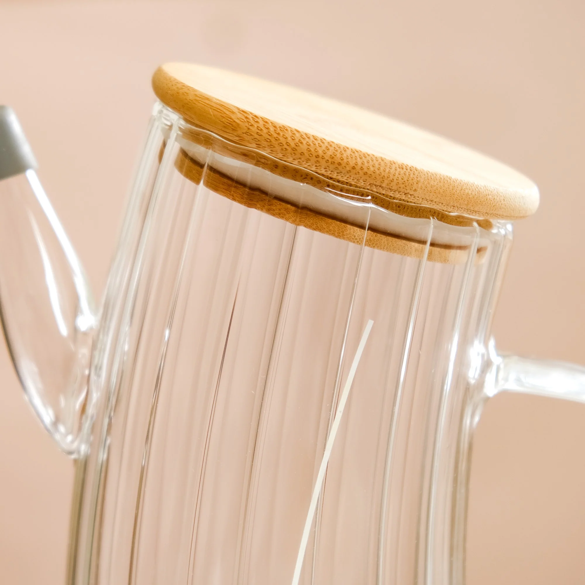 Fluted Borosilicate Glass Oil Jar 800ml - Image 6