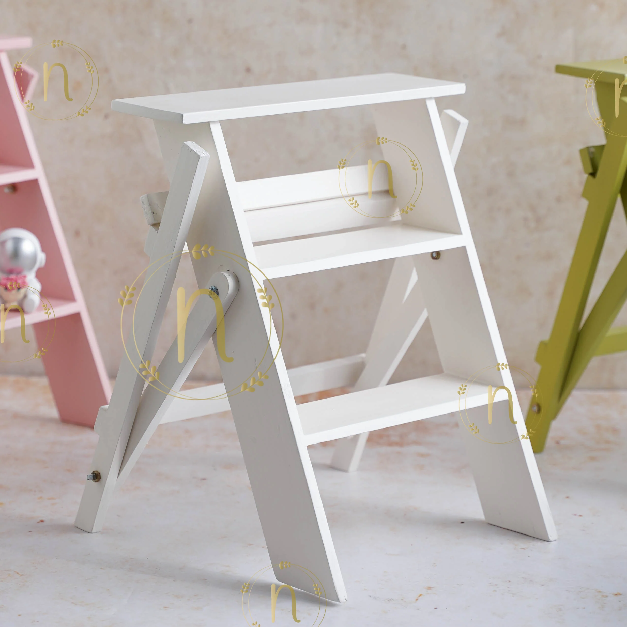 Foldable Stand - Image 14