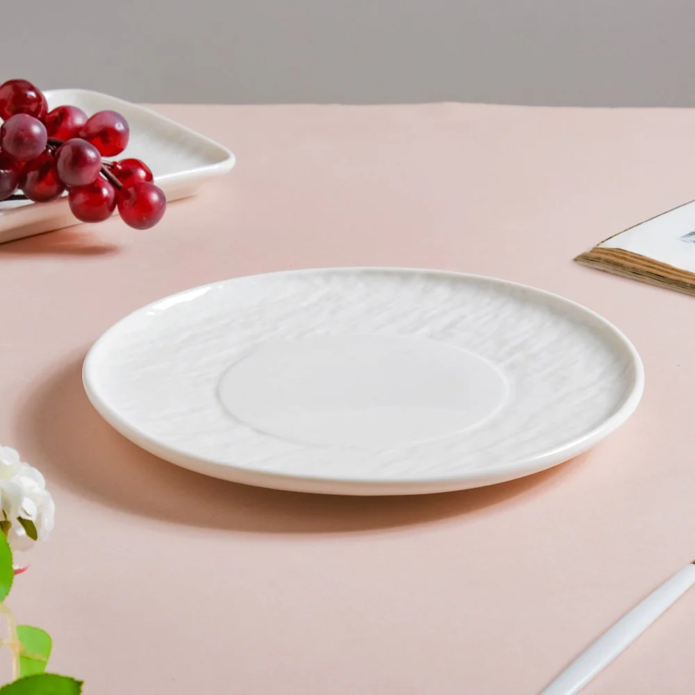 Frore Textured Round Appetiser Plate White Small 7 Inch - Image 4