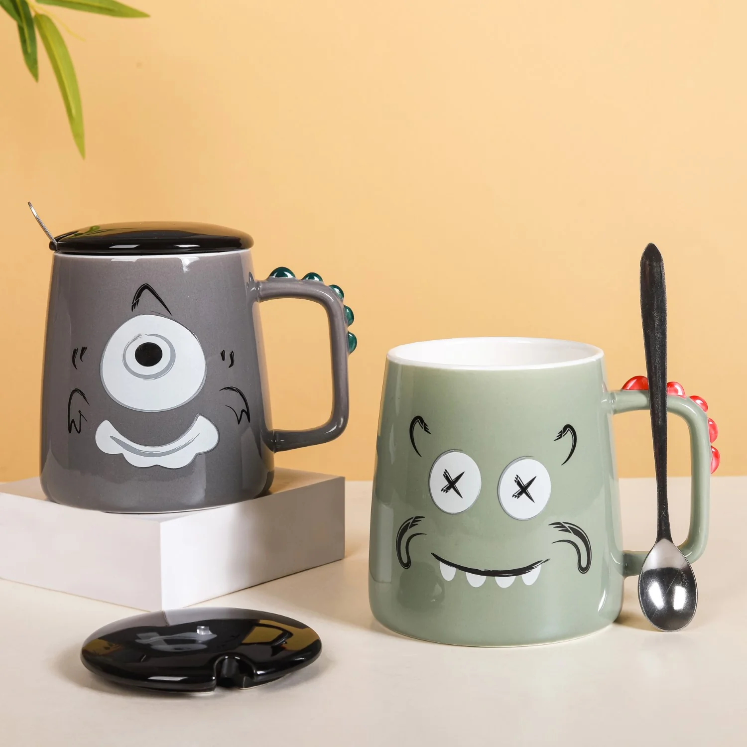 Funky Faces Mug - Image 4