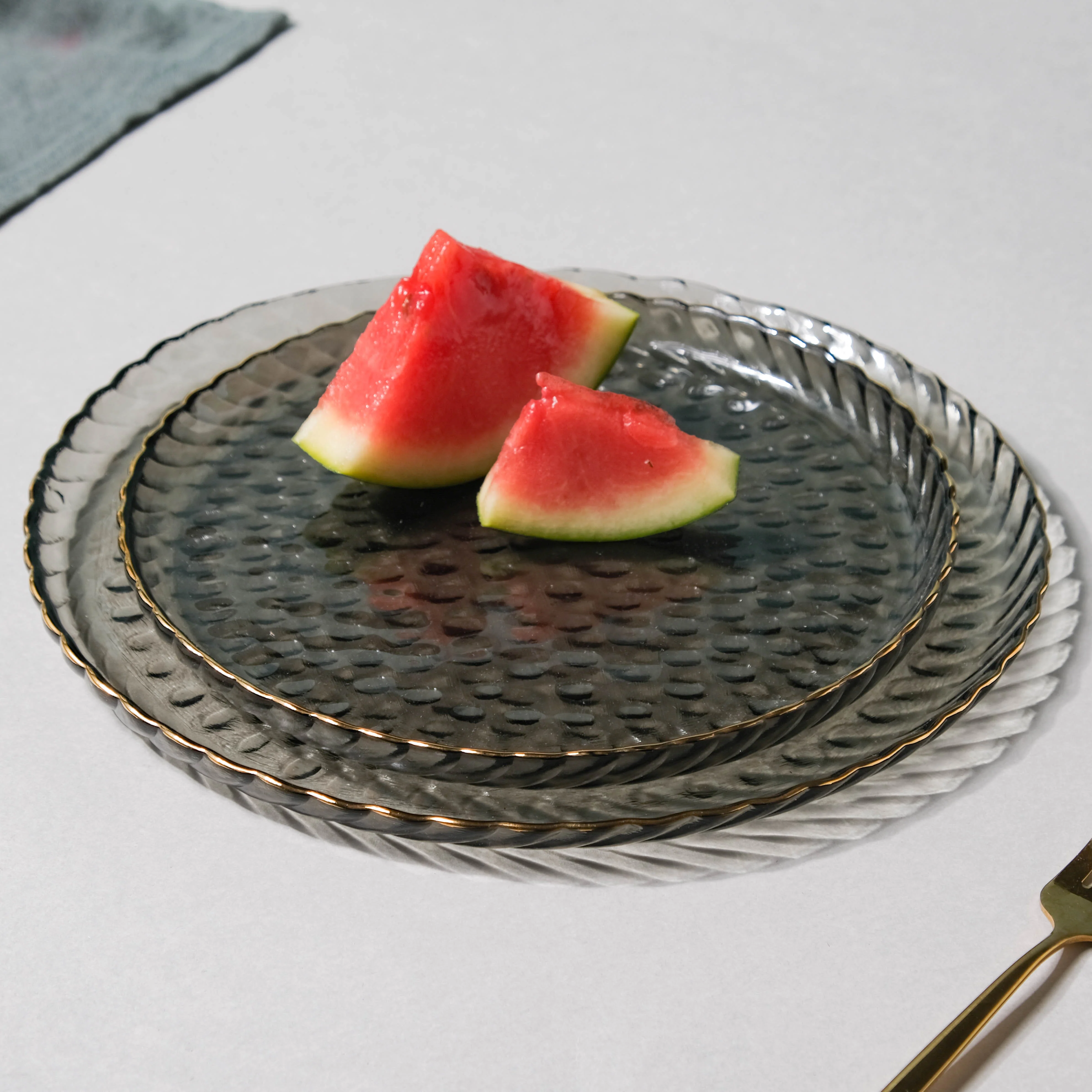 Glass Dinner Plate Grey - Image 6