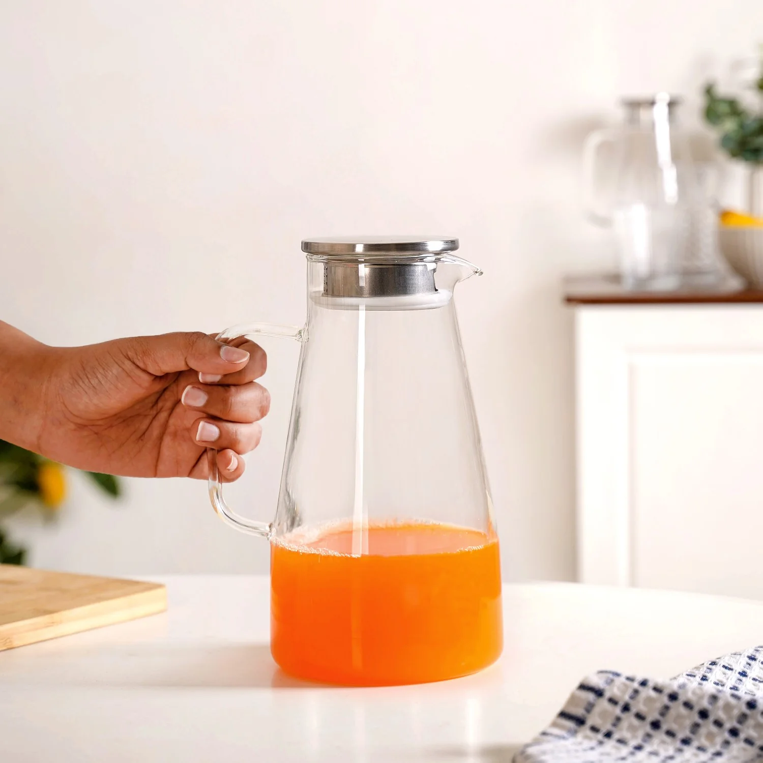 Glass Jug 1500ml - Image 2