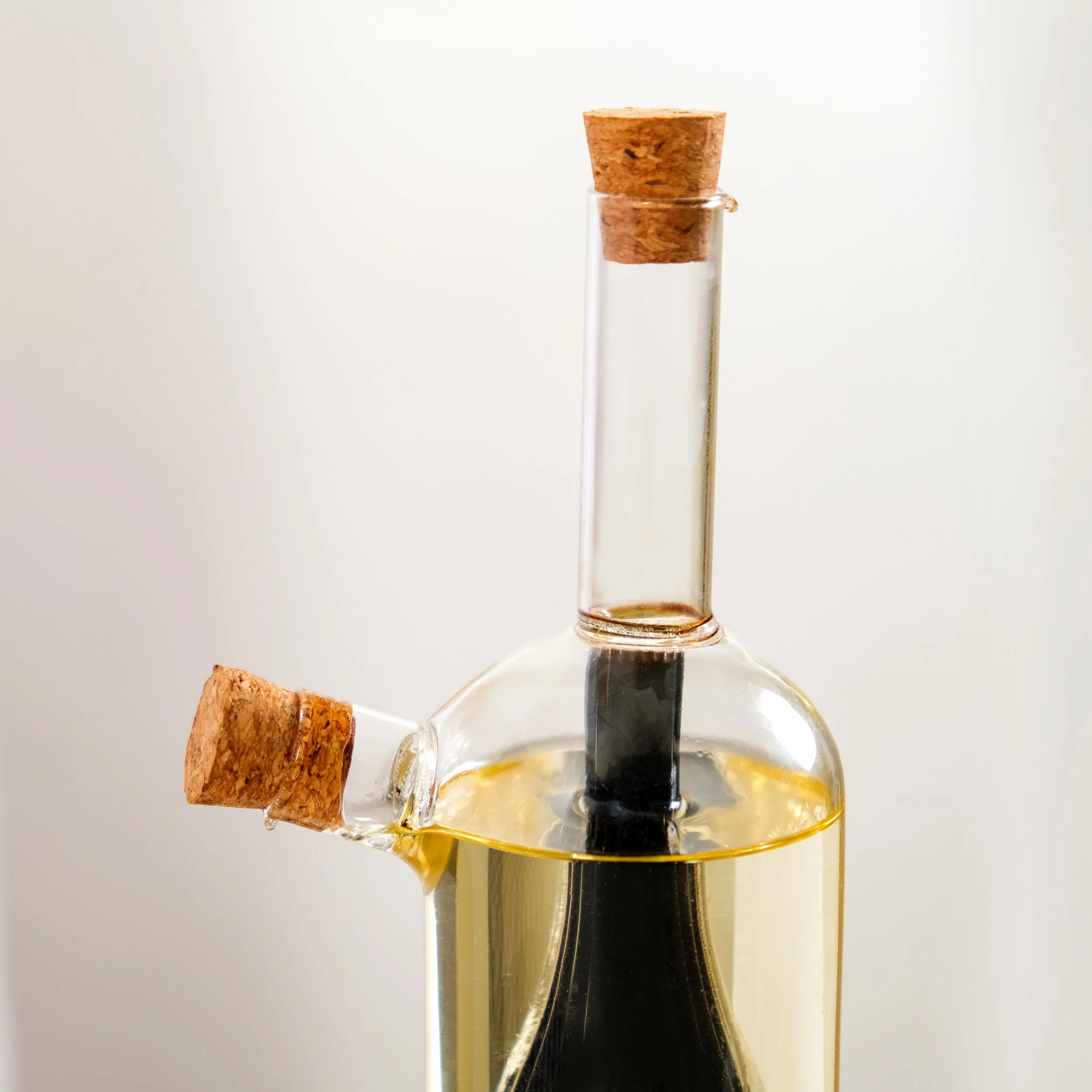 Luxe Olive Oil Cruet Bottle For Infused Oils And Italian Seasoning - Image 5