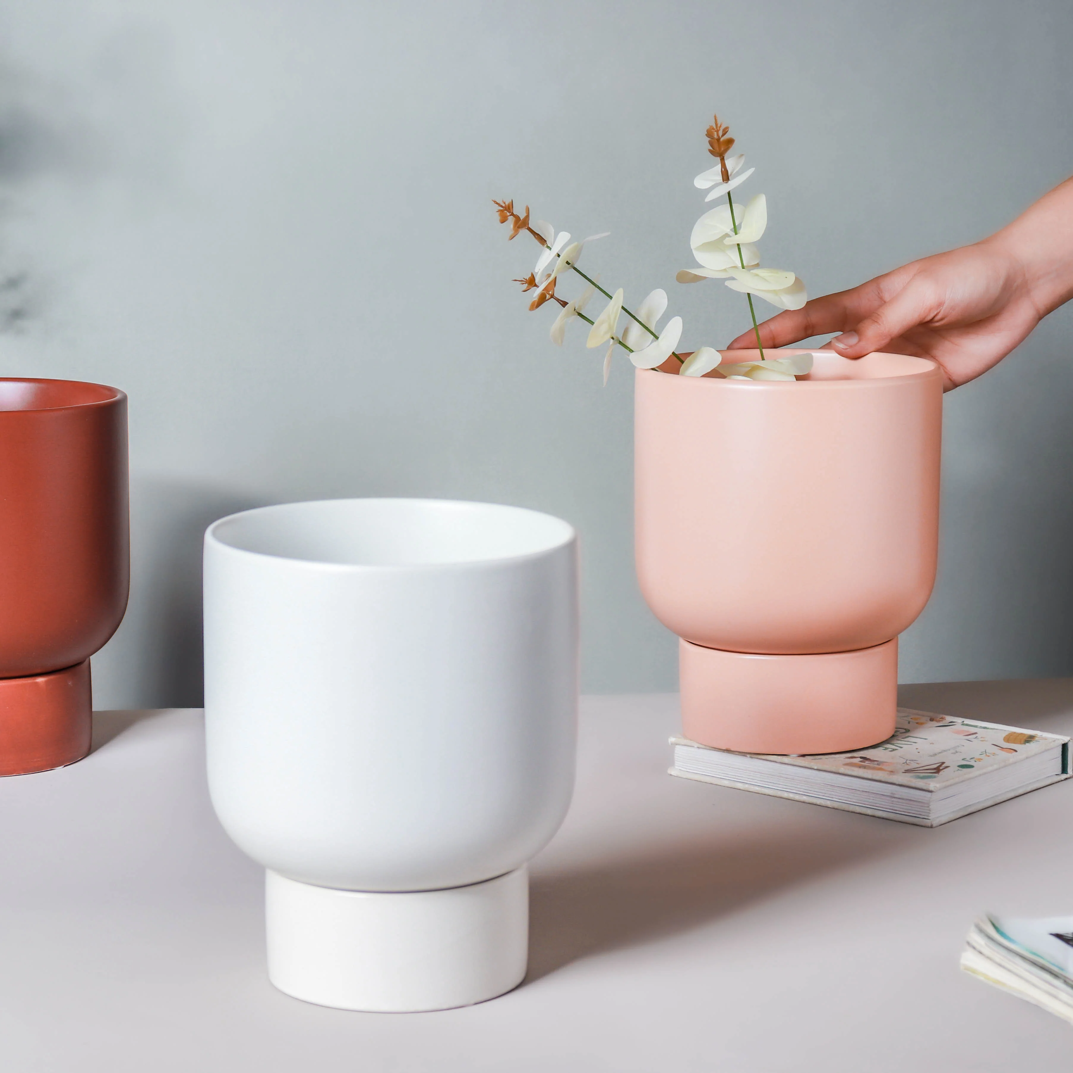 Glazed Flower Planter With Stand - Image 3