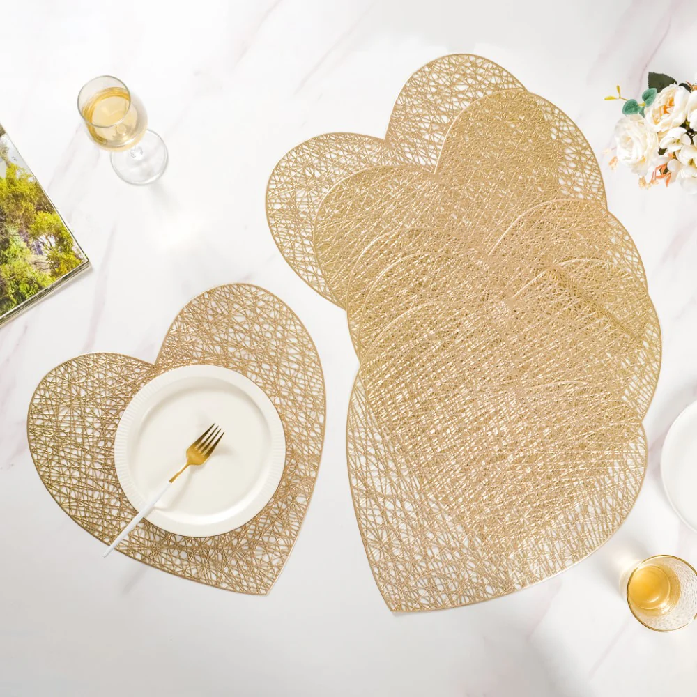 Glimmering Heart Table Mat Gold Set of 6 15 Inch - Image 4