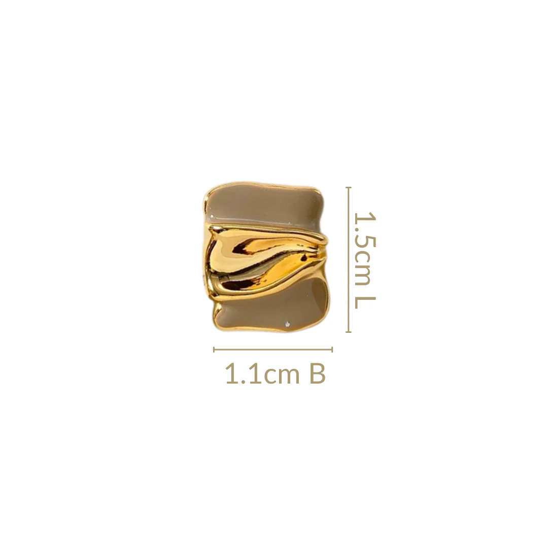 Gold Embossed Studs Beige - Image 3
