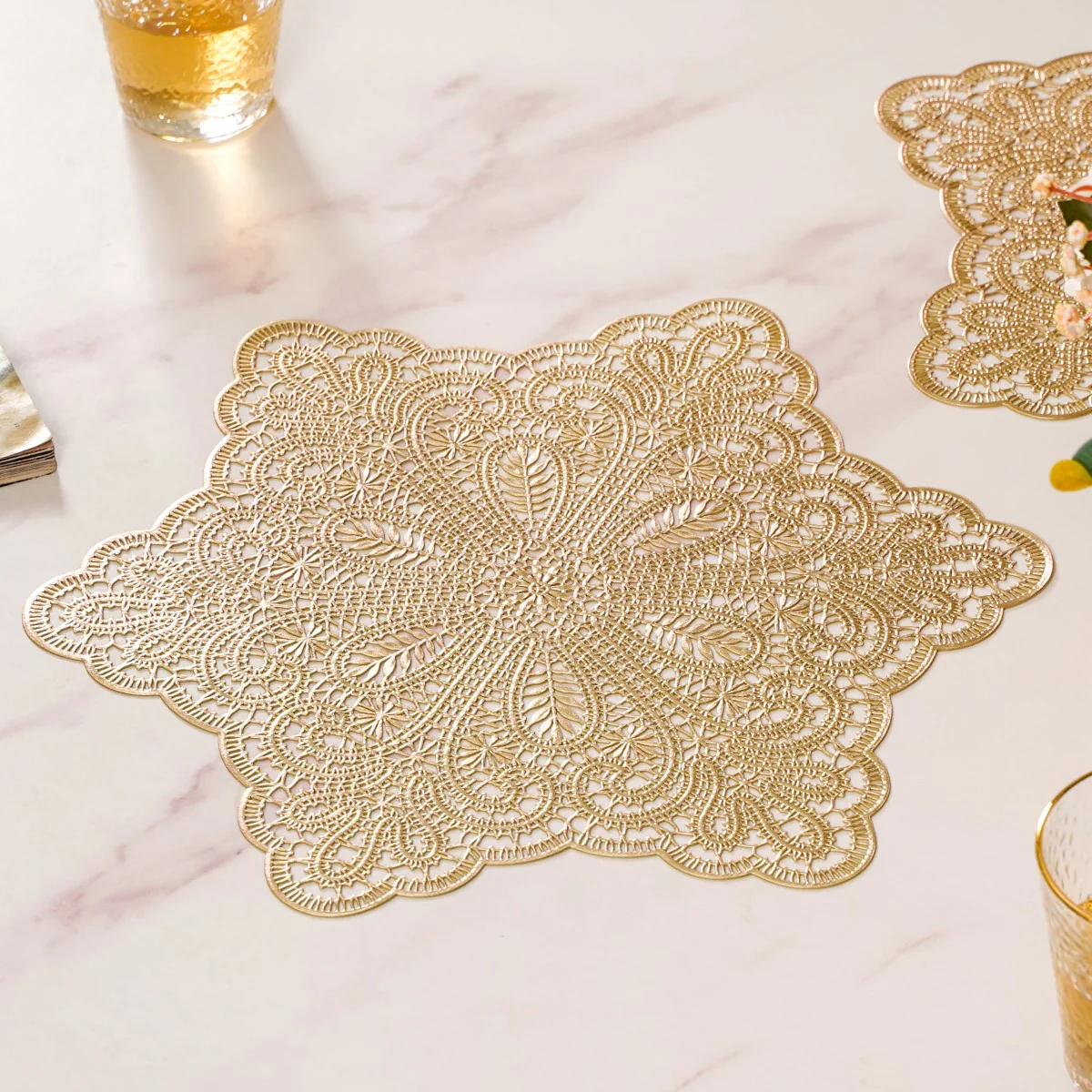 Gold Star Shaped Dining Table Mat Set Of 6 - Image 6