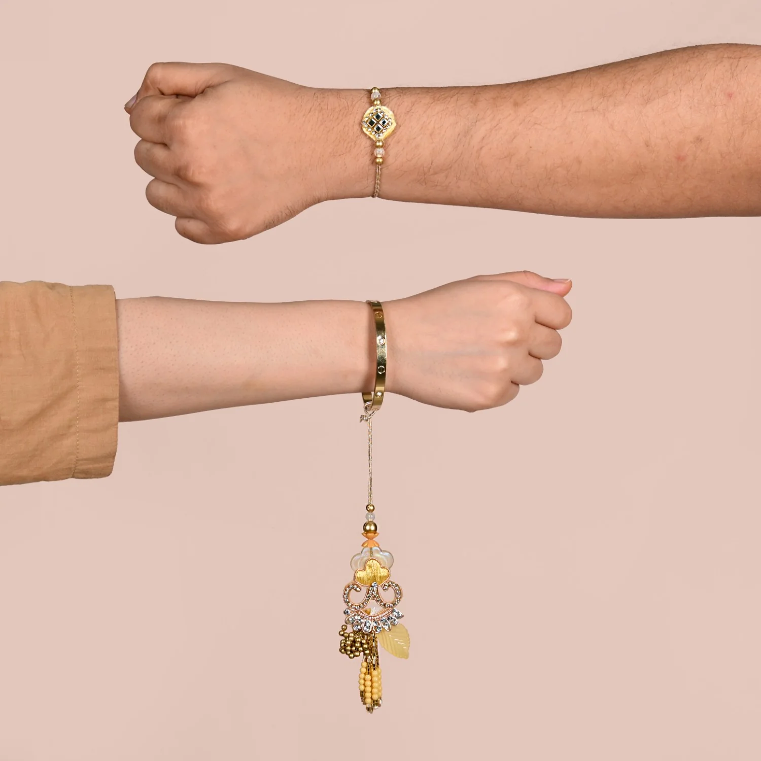 Golden Glow Rakhi Lumba Gift Set - Image 3