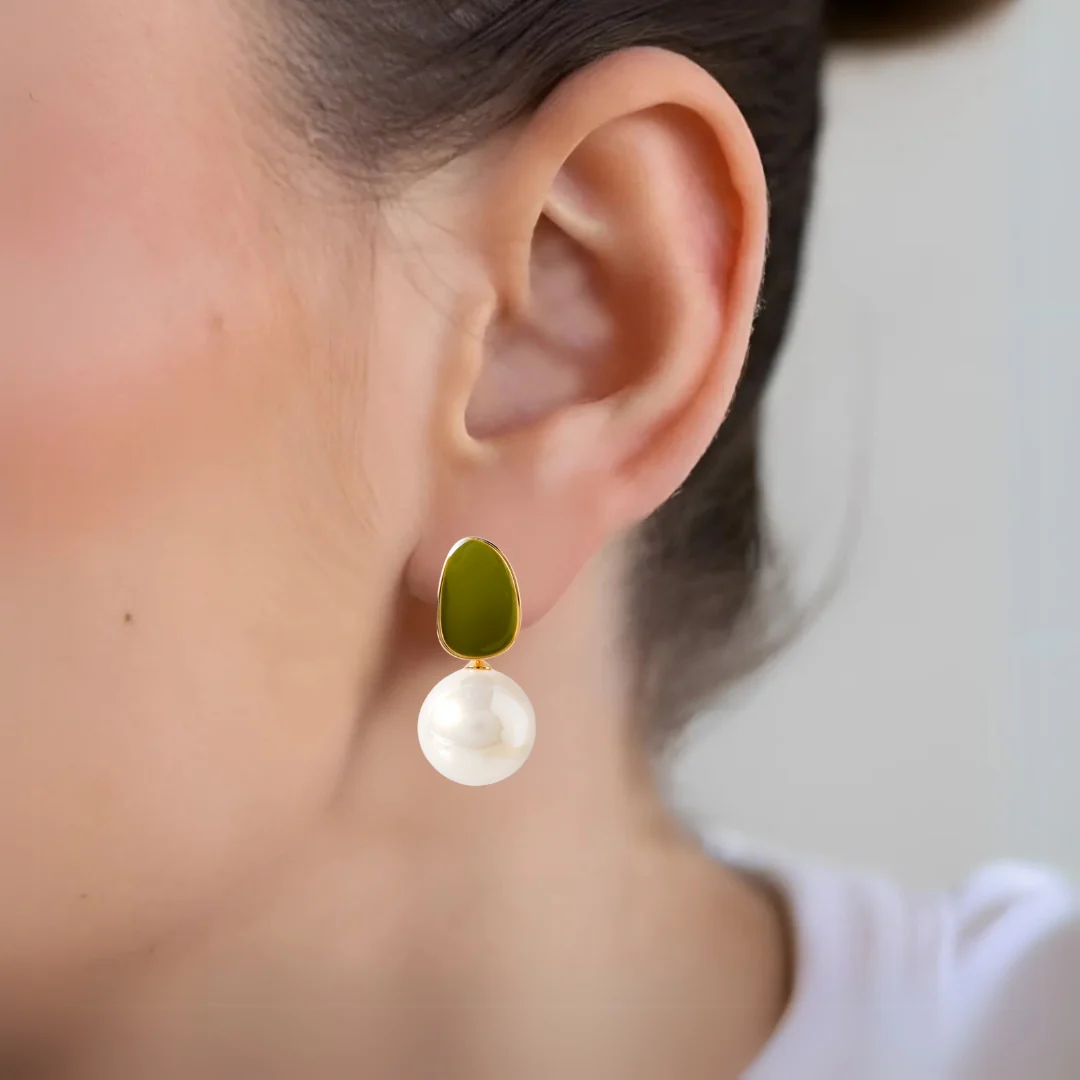 Green And Gold Pearl Earrings - Image 5