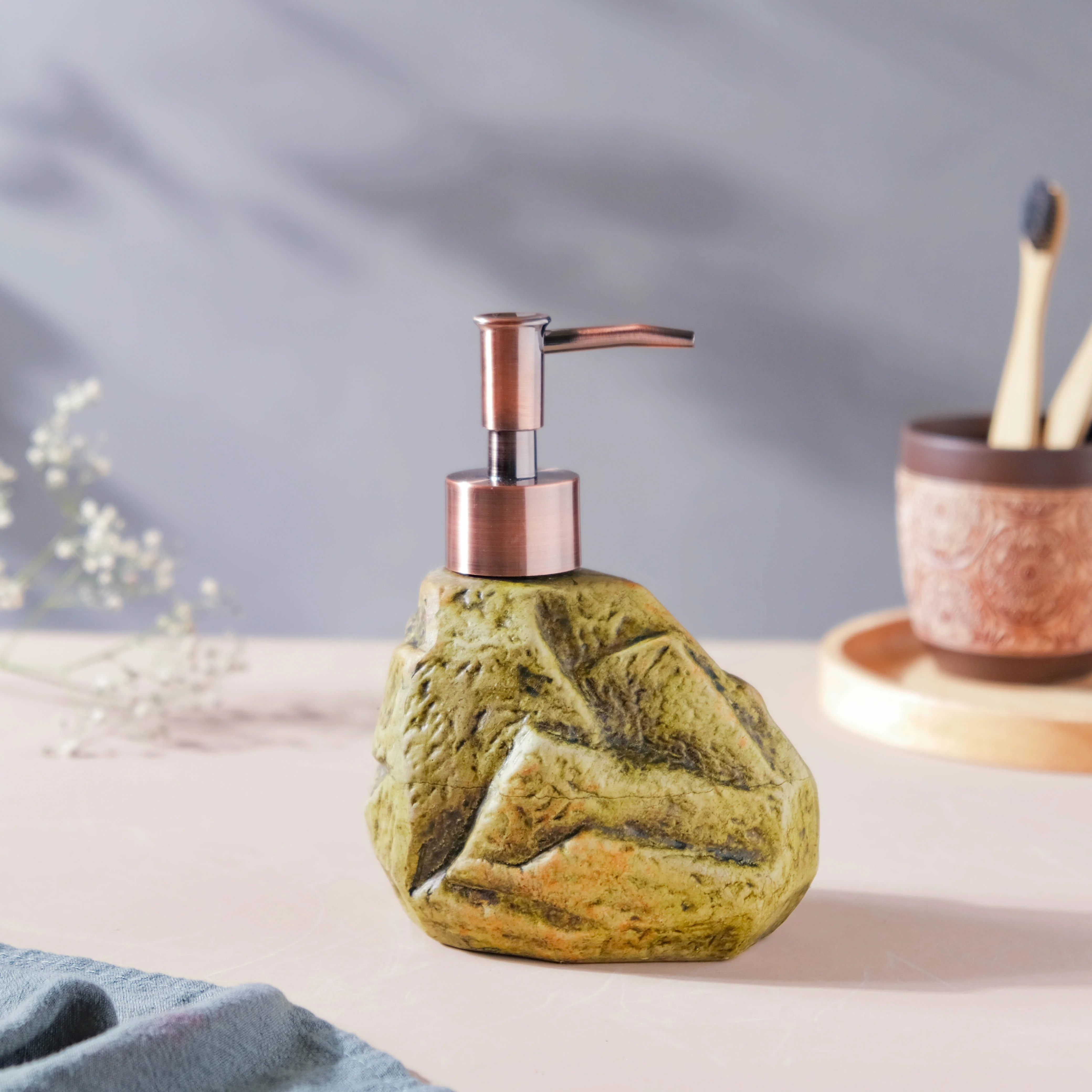 Green Beryl Stone Dispenser 350ml