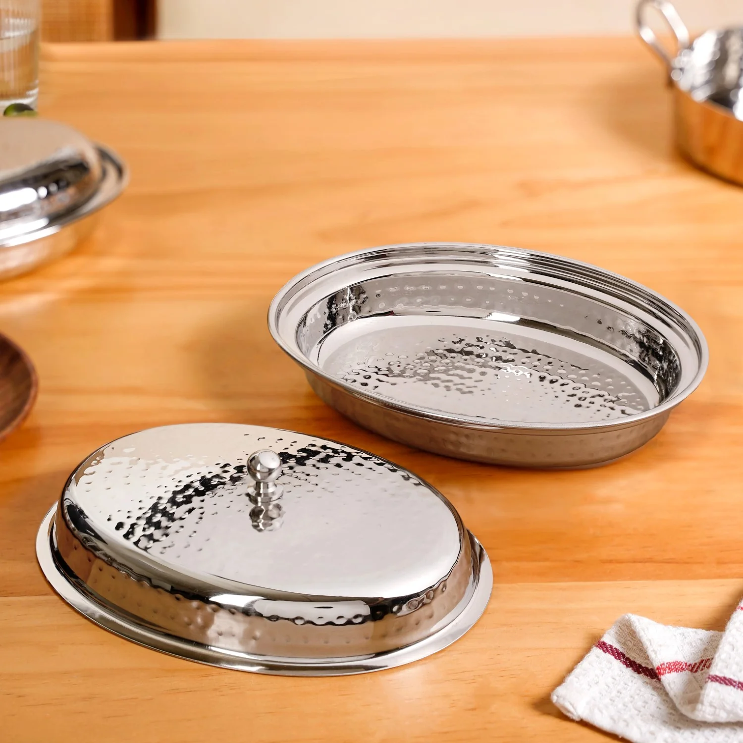 Hammered Stainless Steel Curry Dish Serveware 500ml - Image 2