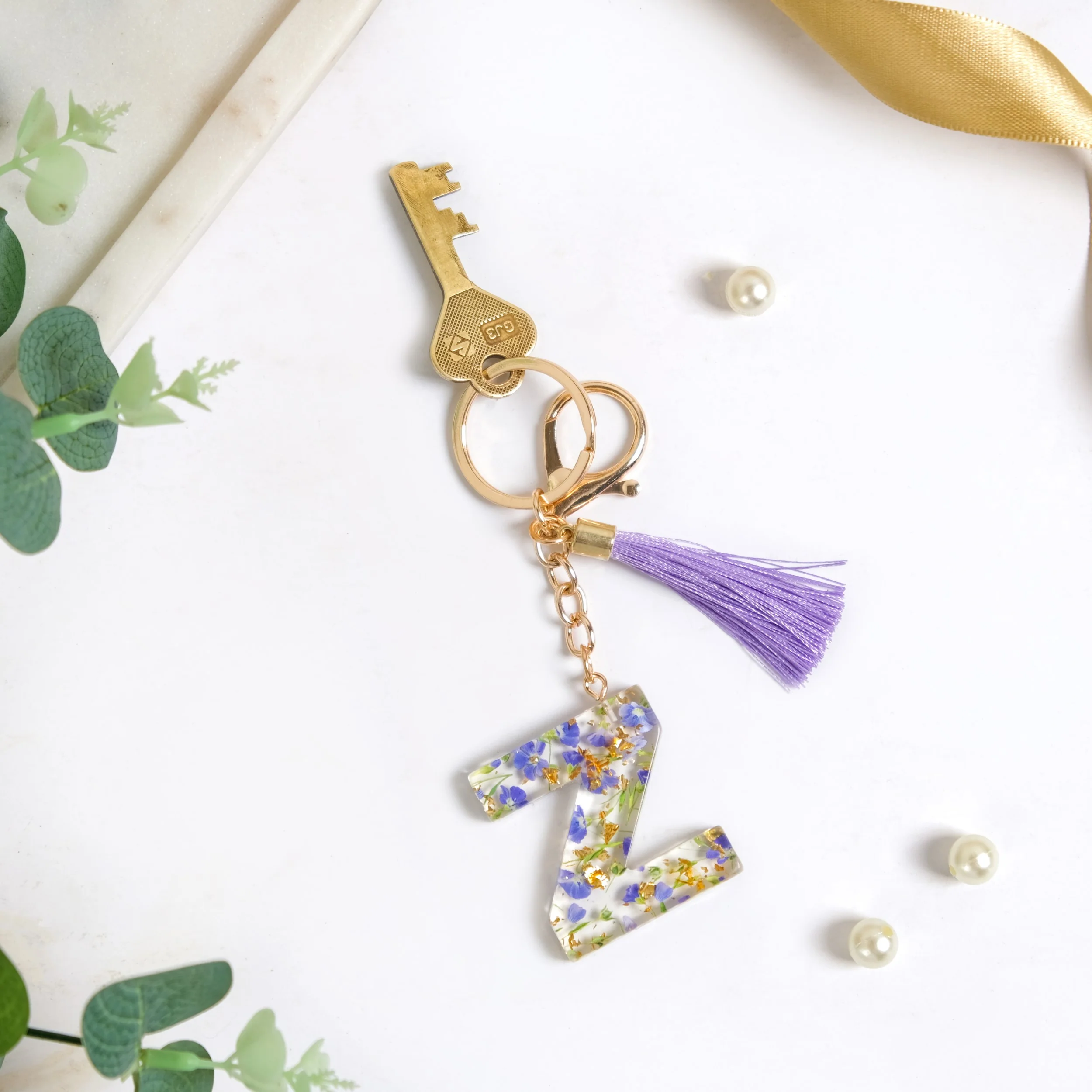 Hana Z Resin Keychain With Gold Flecks - Image 8