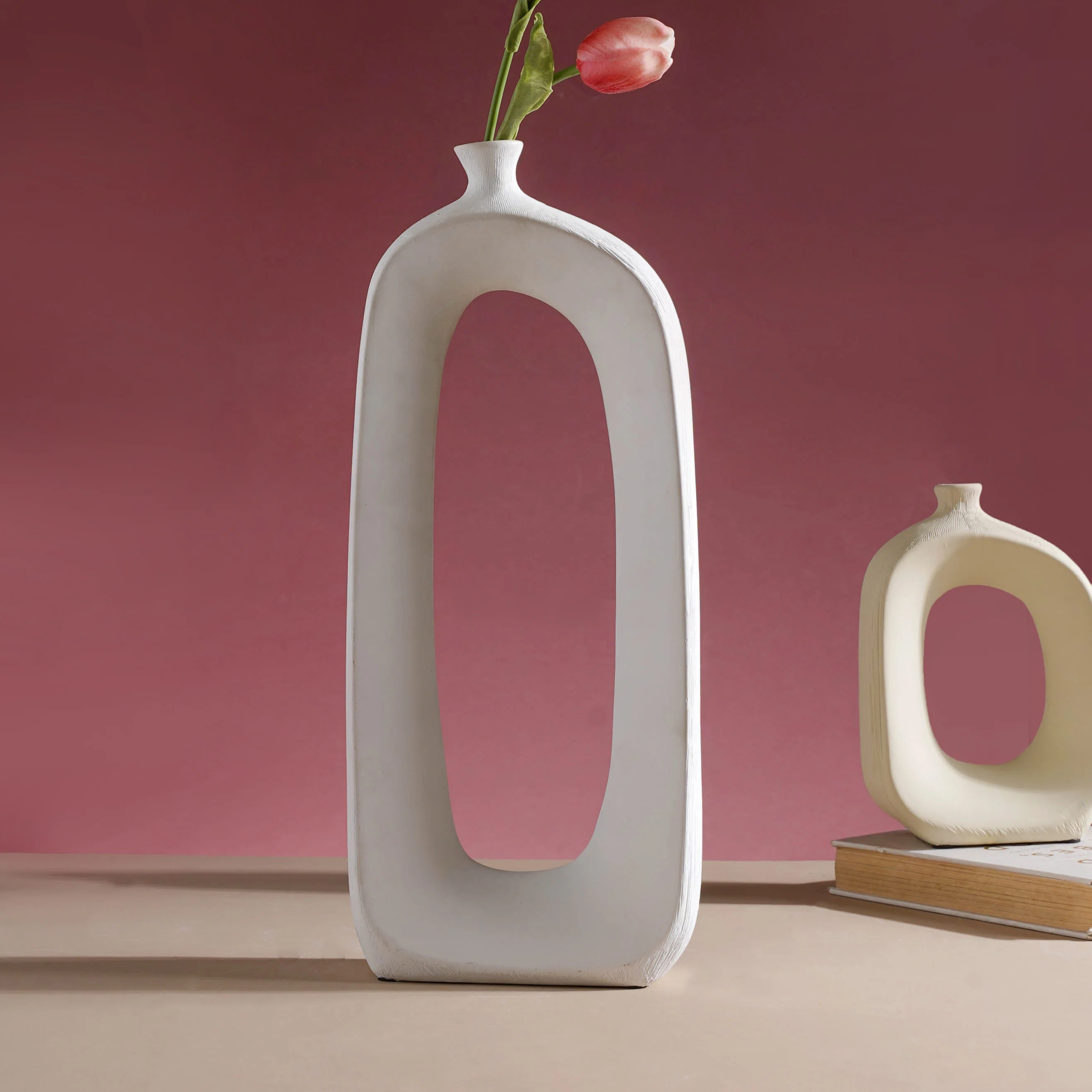 Hollow Vase Set Of 3 - Image 4