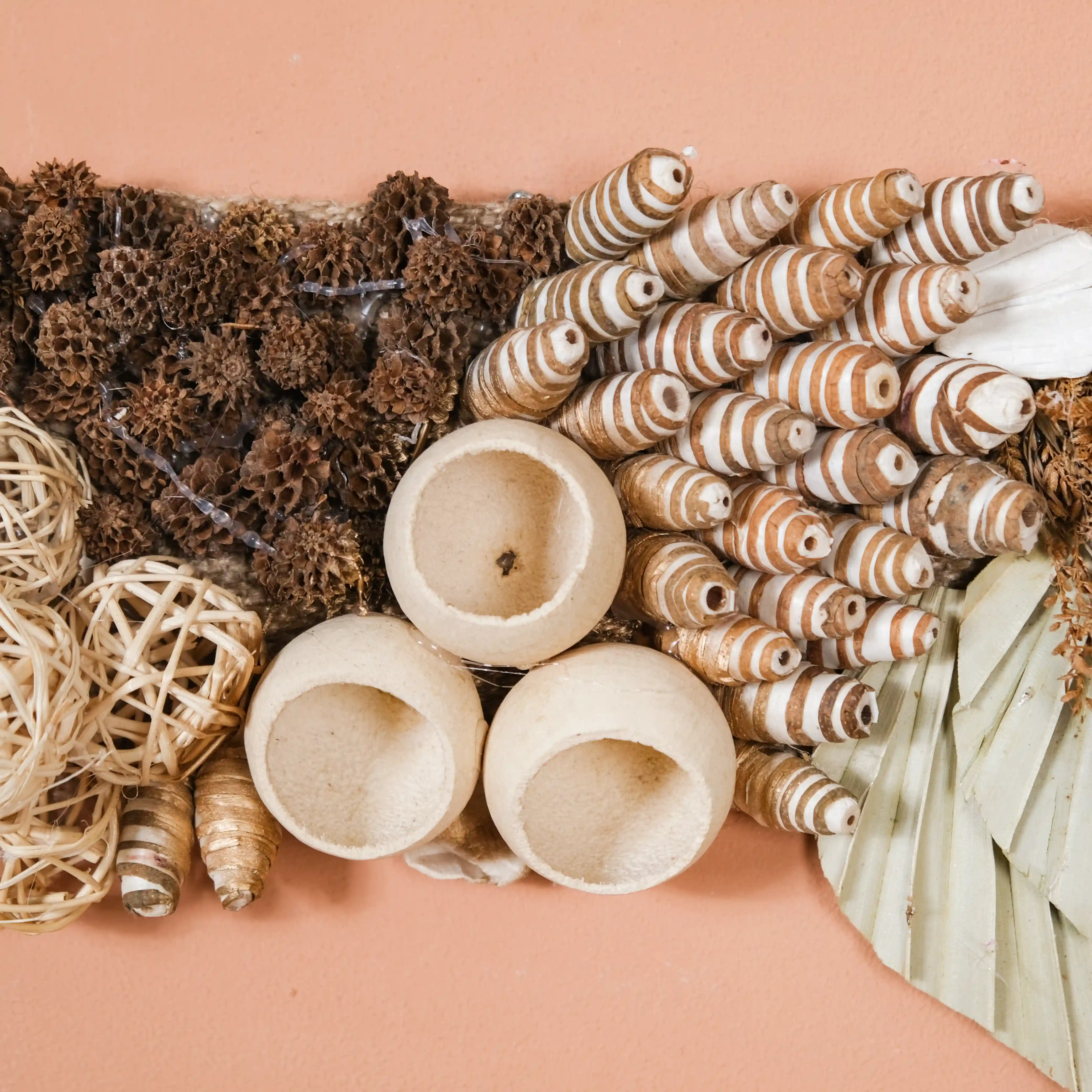 Hygge Sustainable Dried Flower Toran For Door - Image 9
