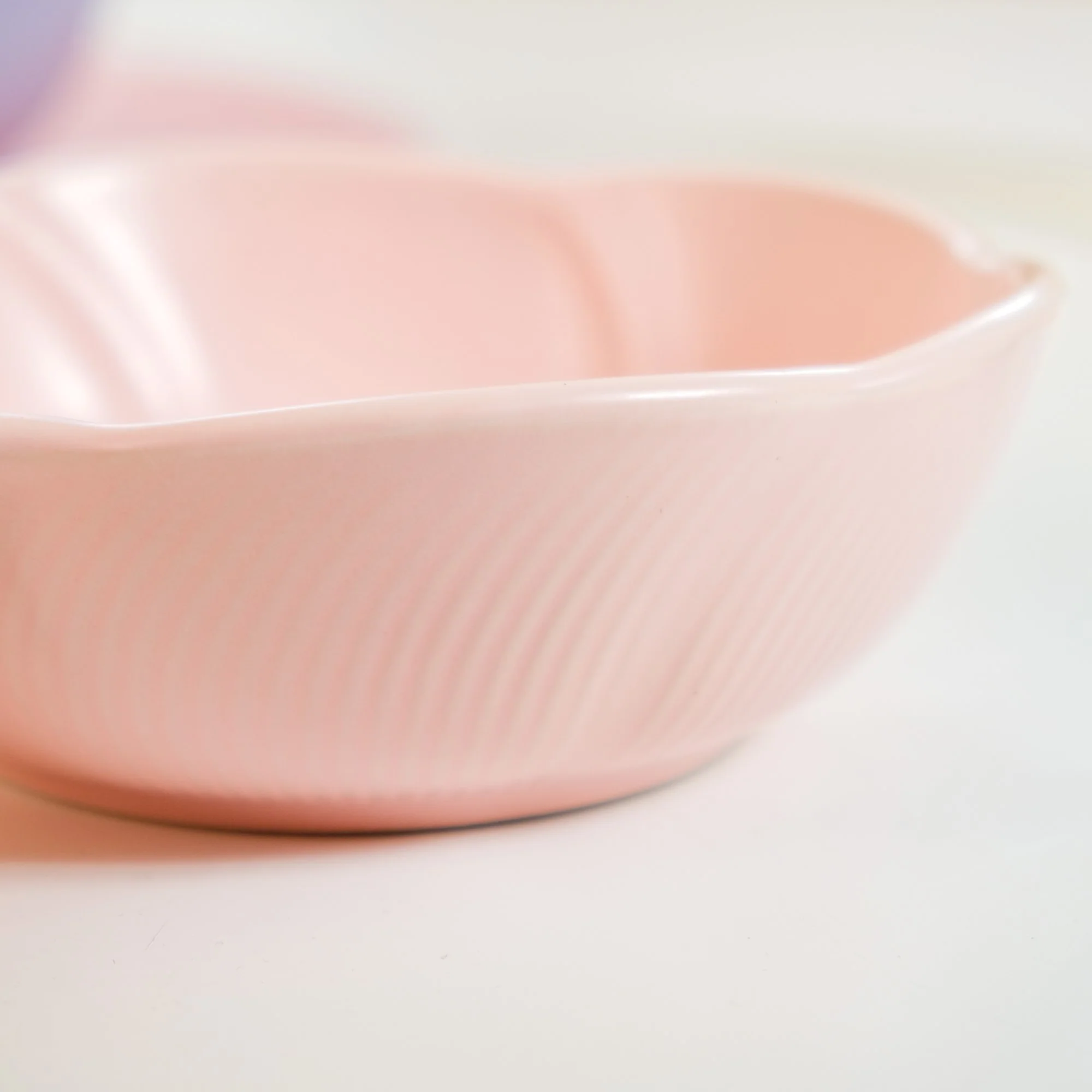 Ice Cream Bowl With Handle Strawberry Pink 400 ml - Image 9