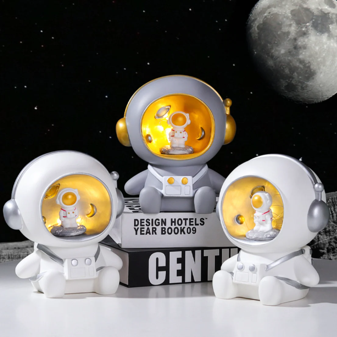 Inception Astronaut Showpiece - Image 5